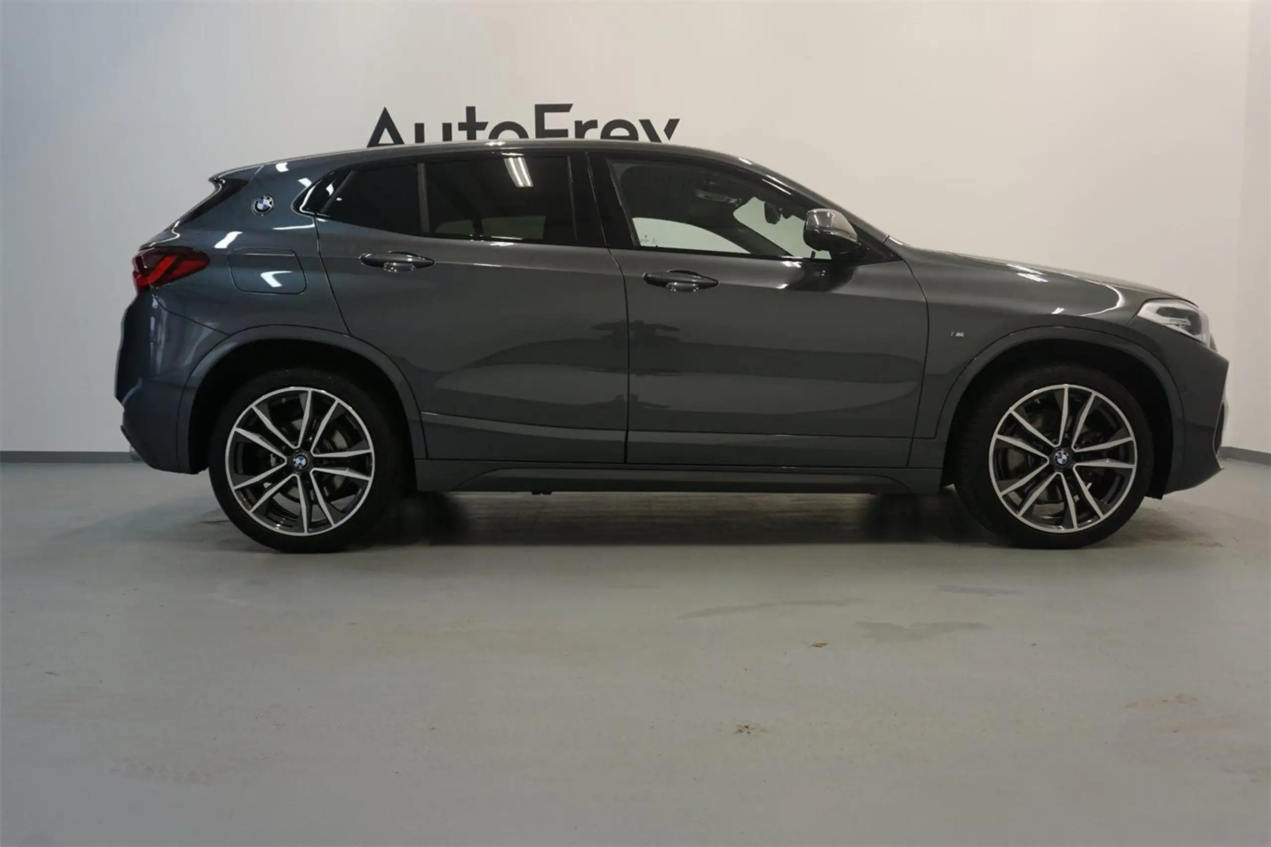 BMW - X2