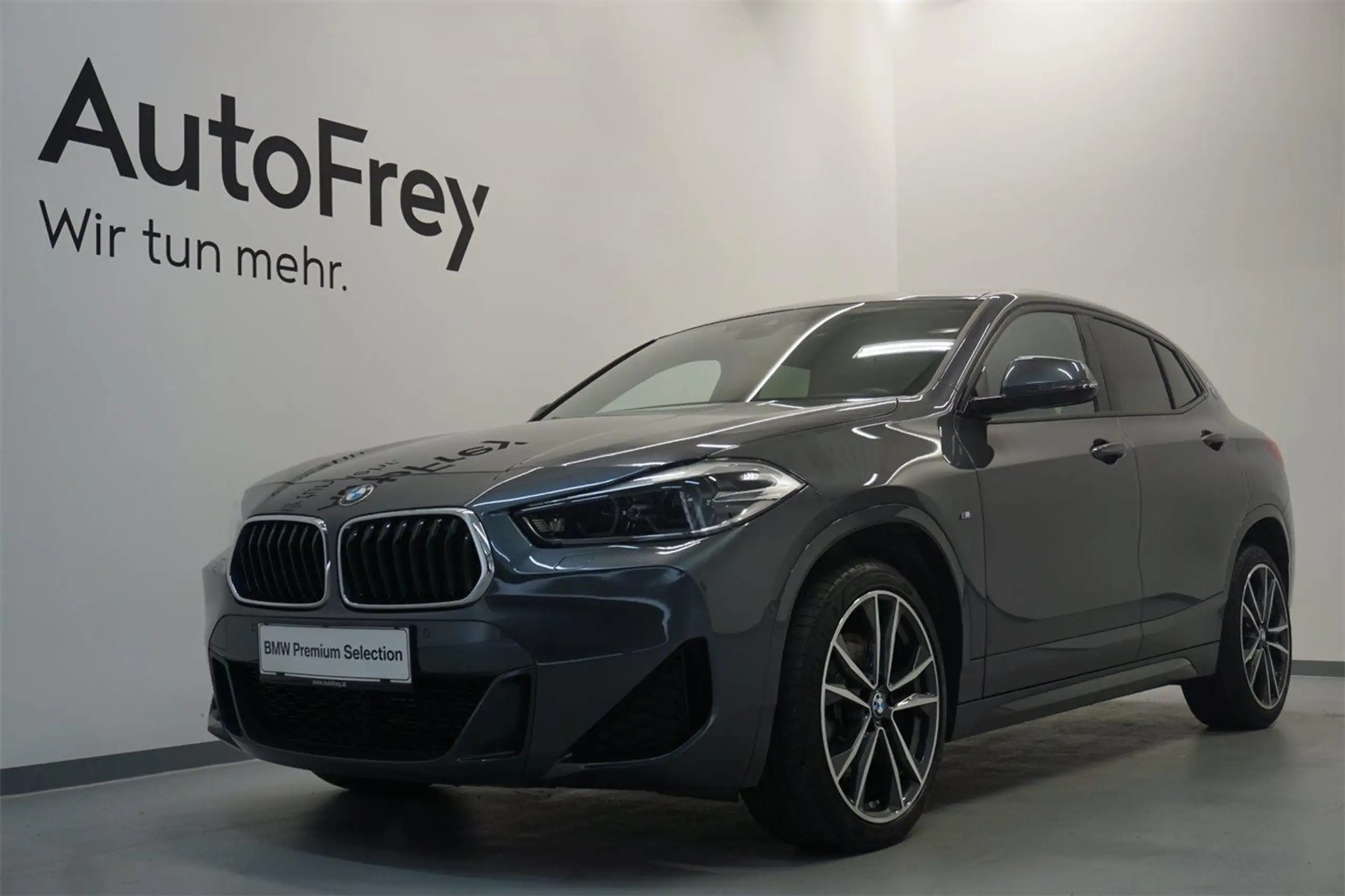 BMW - X2