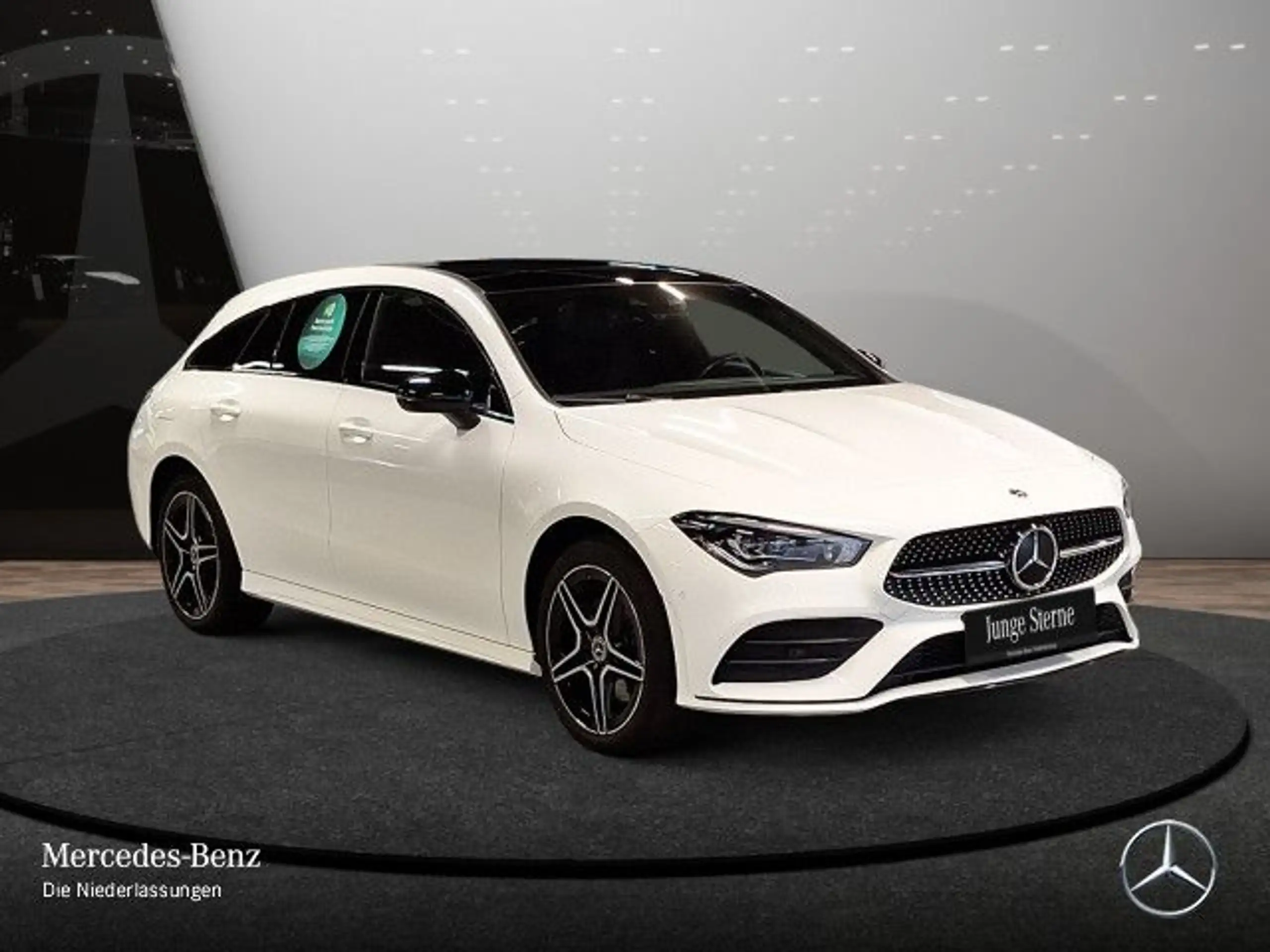 Mercedes-Benz - CLA 250