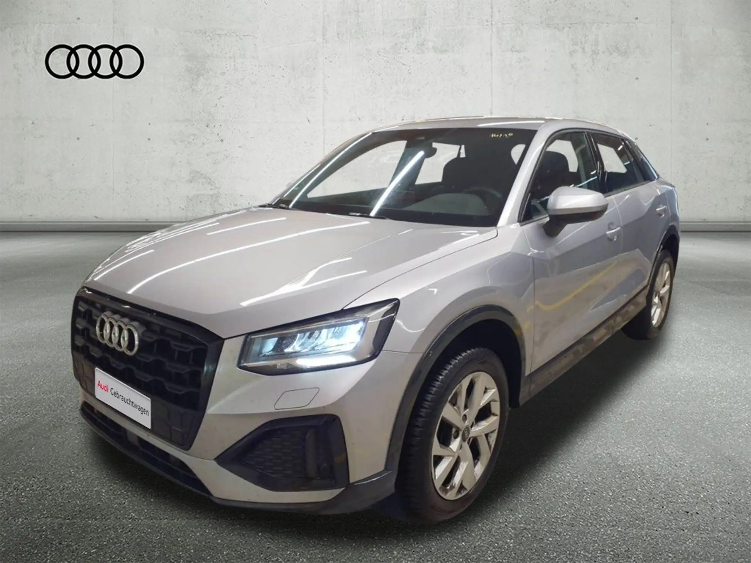 Audi - Q2