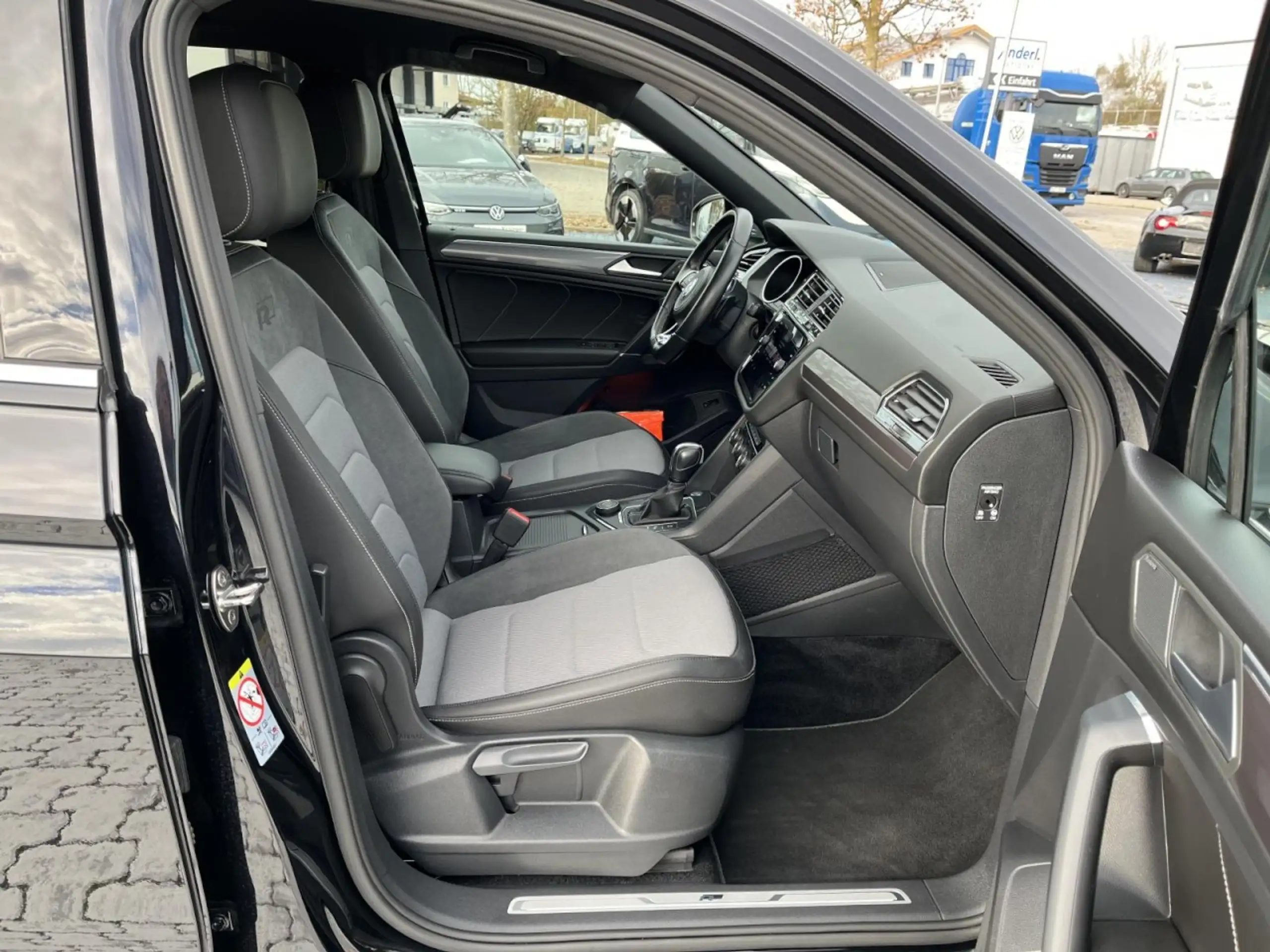 Volkswagen - Tiguan Allspace