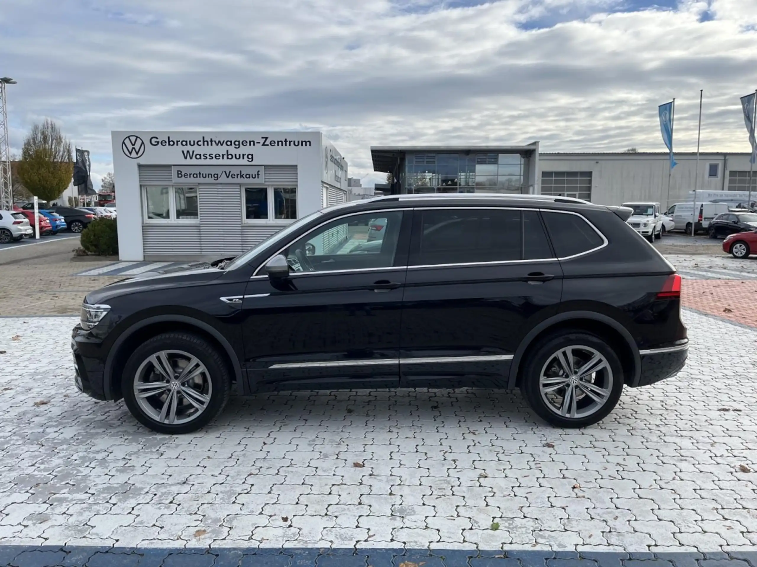 Volkswagen - Tiguan Allspace