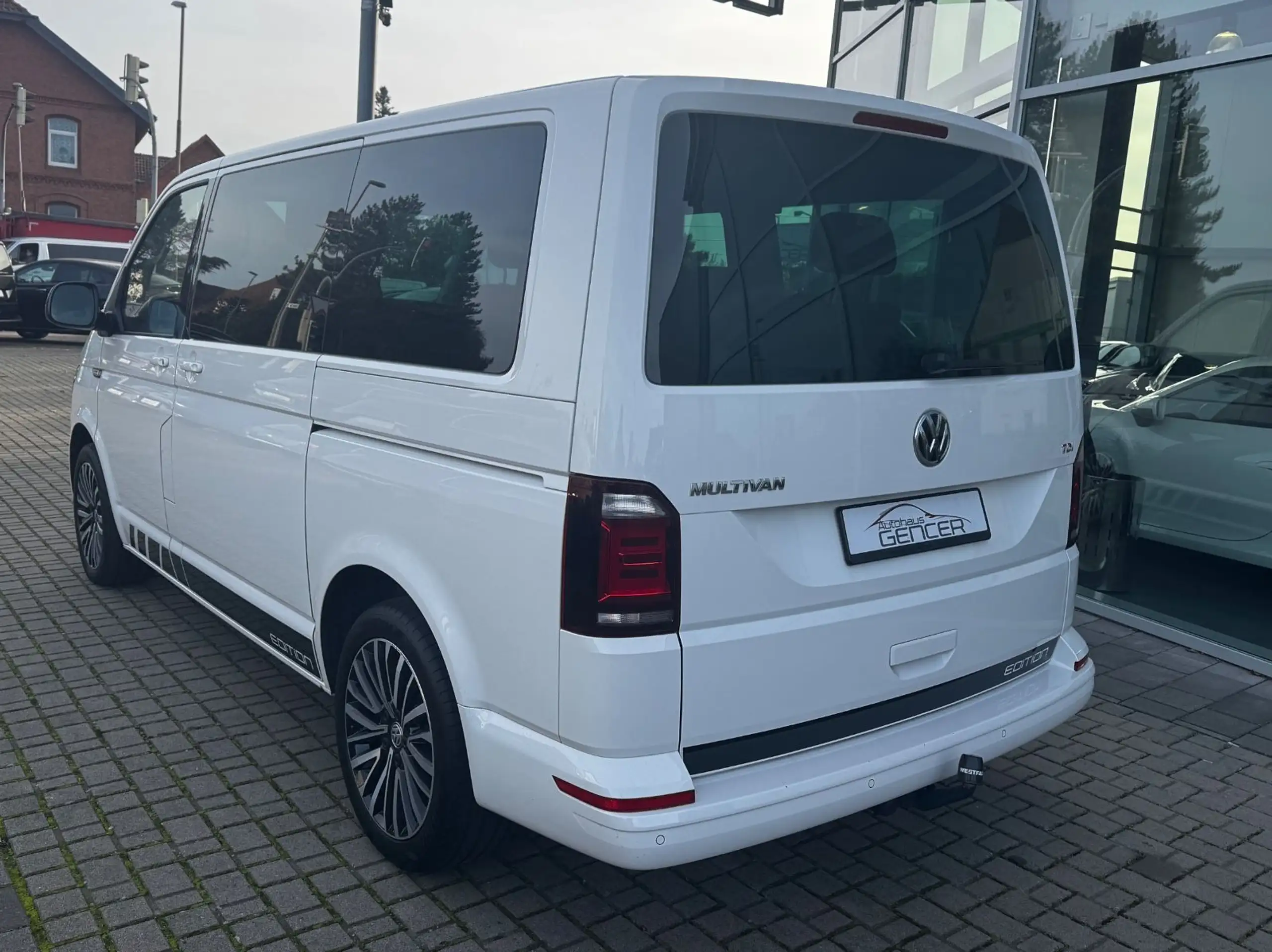 Volkswagen - T6 Multivan