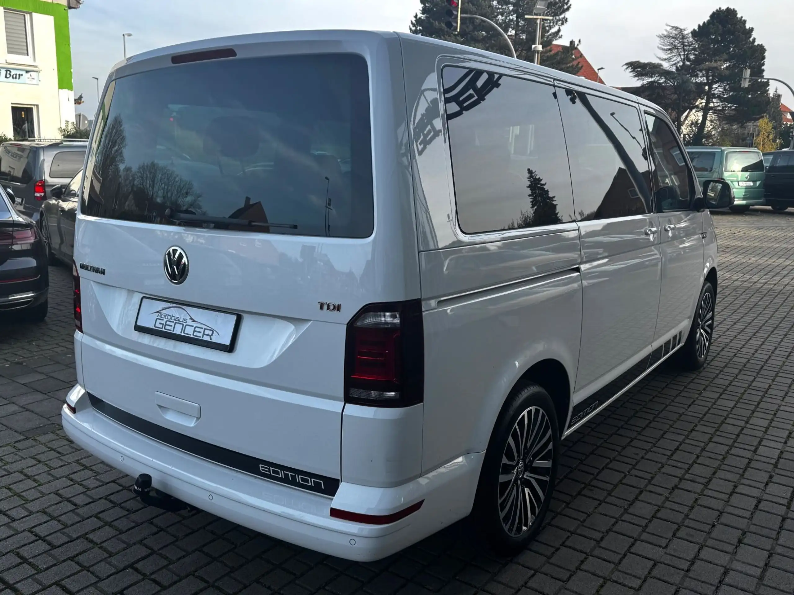 Volkswagen - T6 Multivan