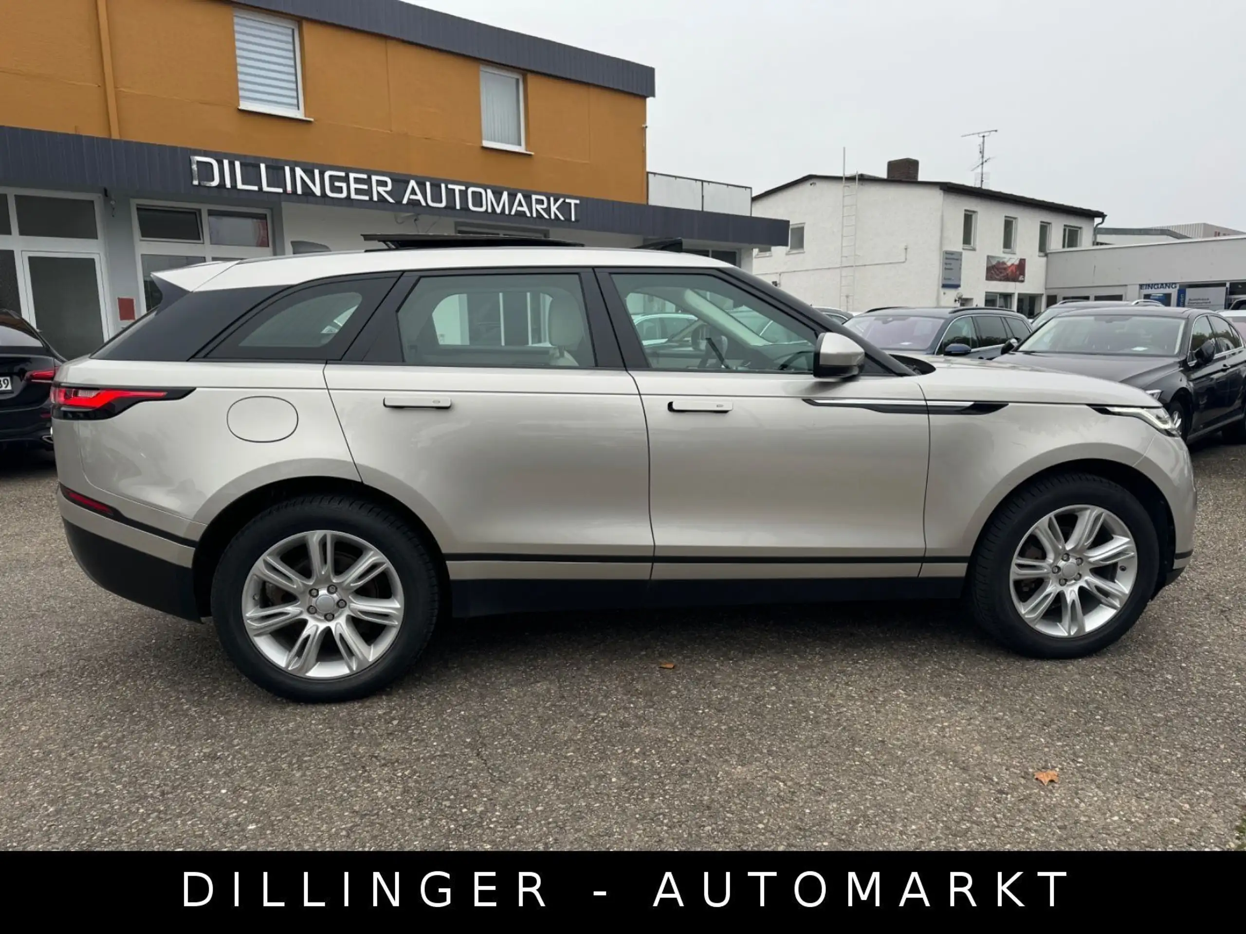 Land Rover - Range Rover Velar