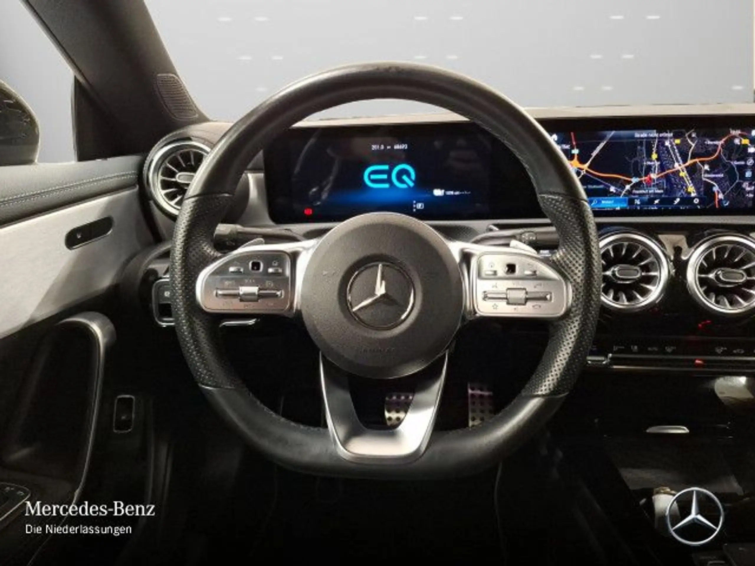 Mercedes-Benz - CLA 250