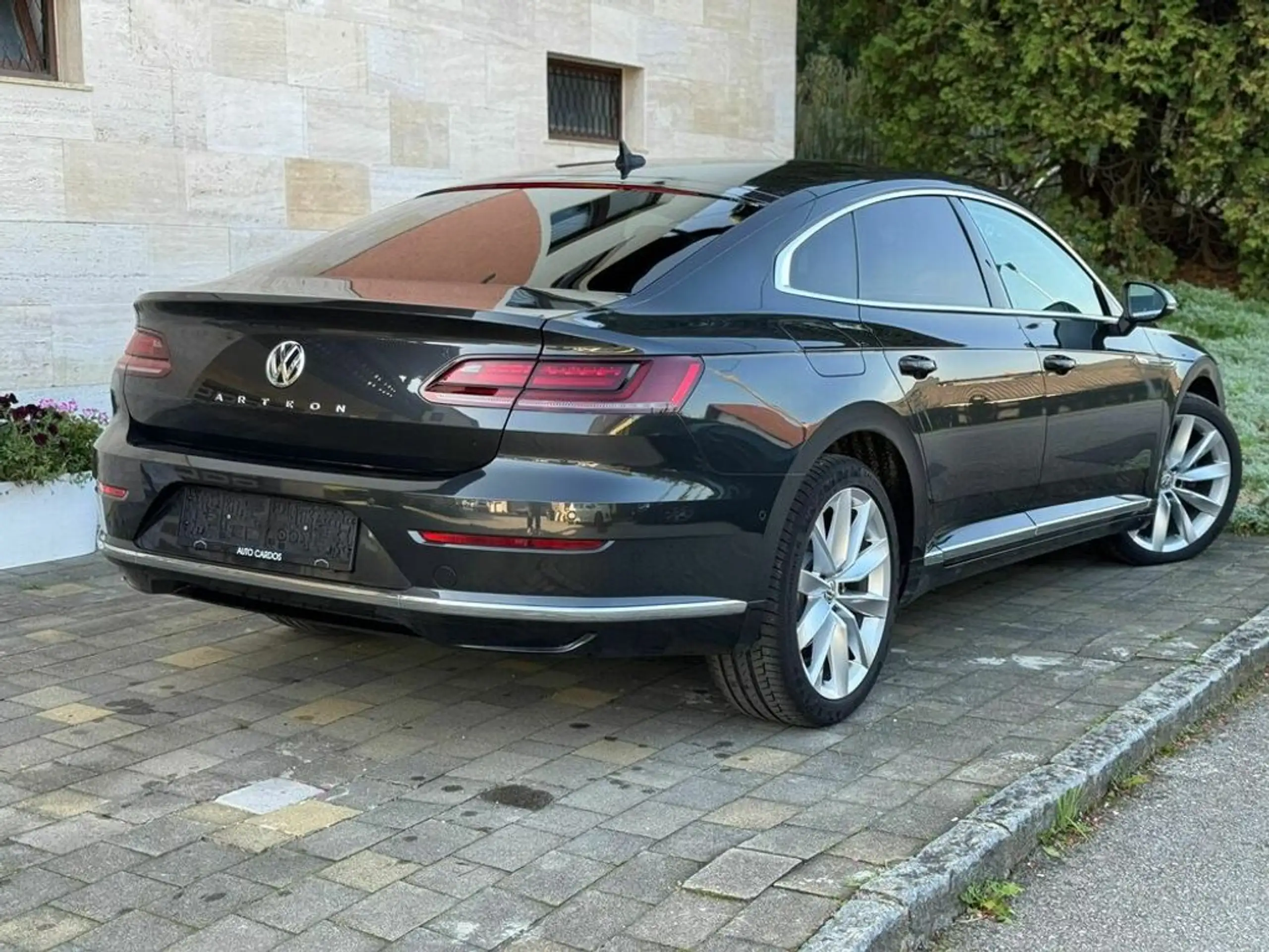 Volkswagen - Arteon