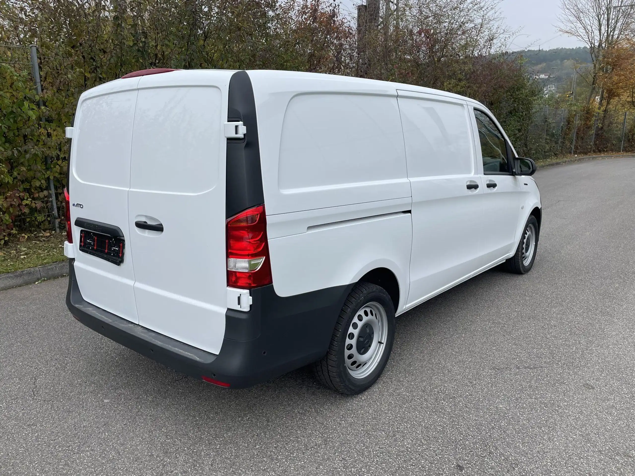 Mercedes-Benz - Vito