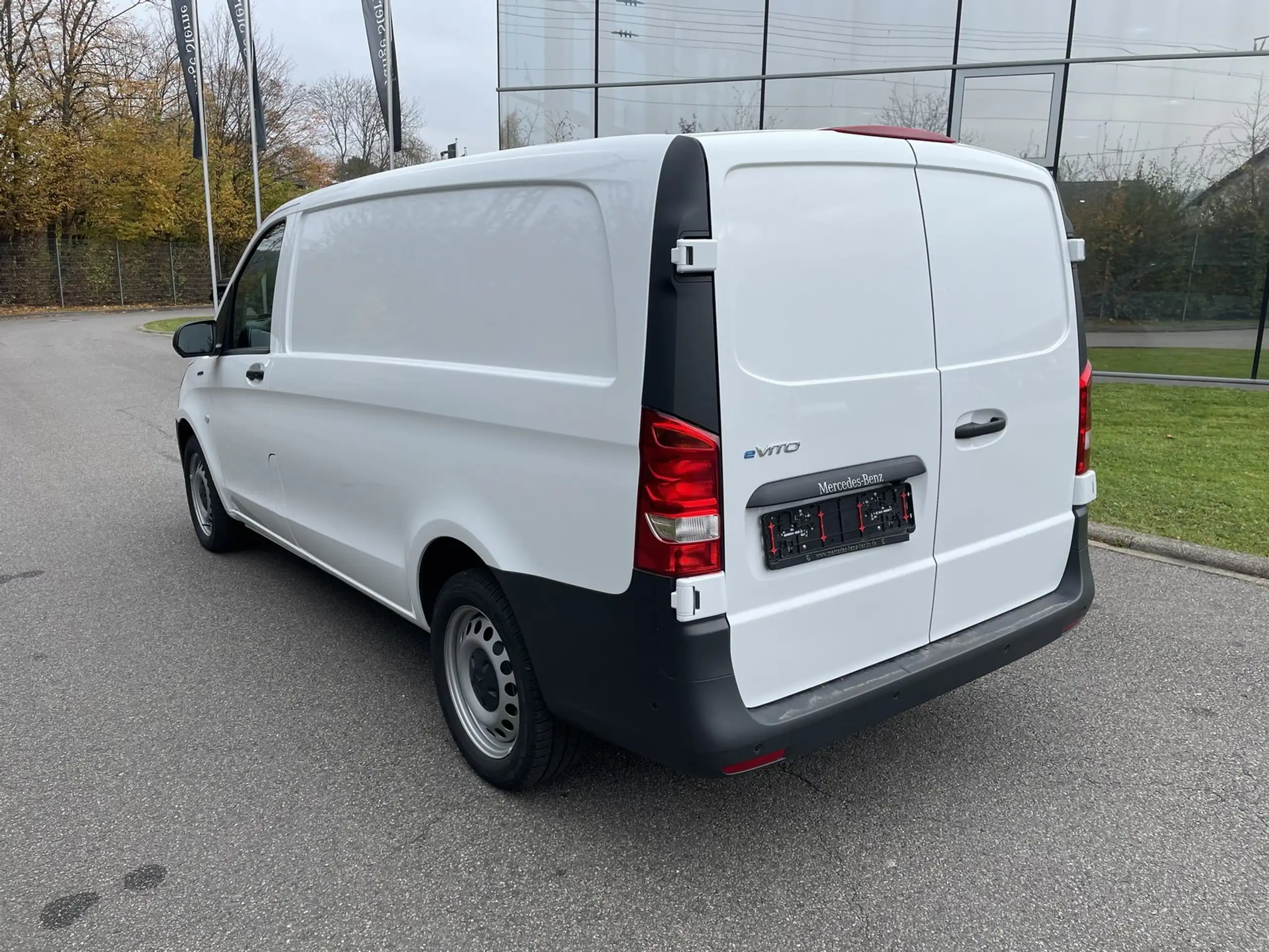 Mercedes-Benz - Vito