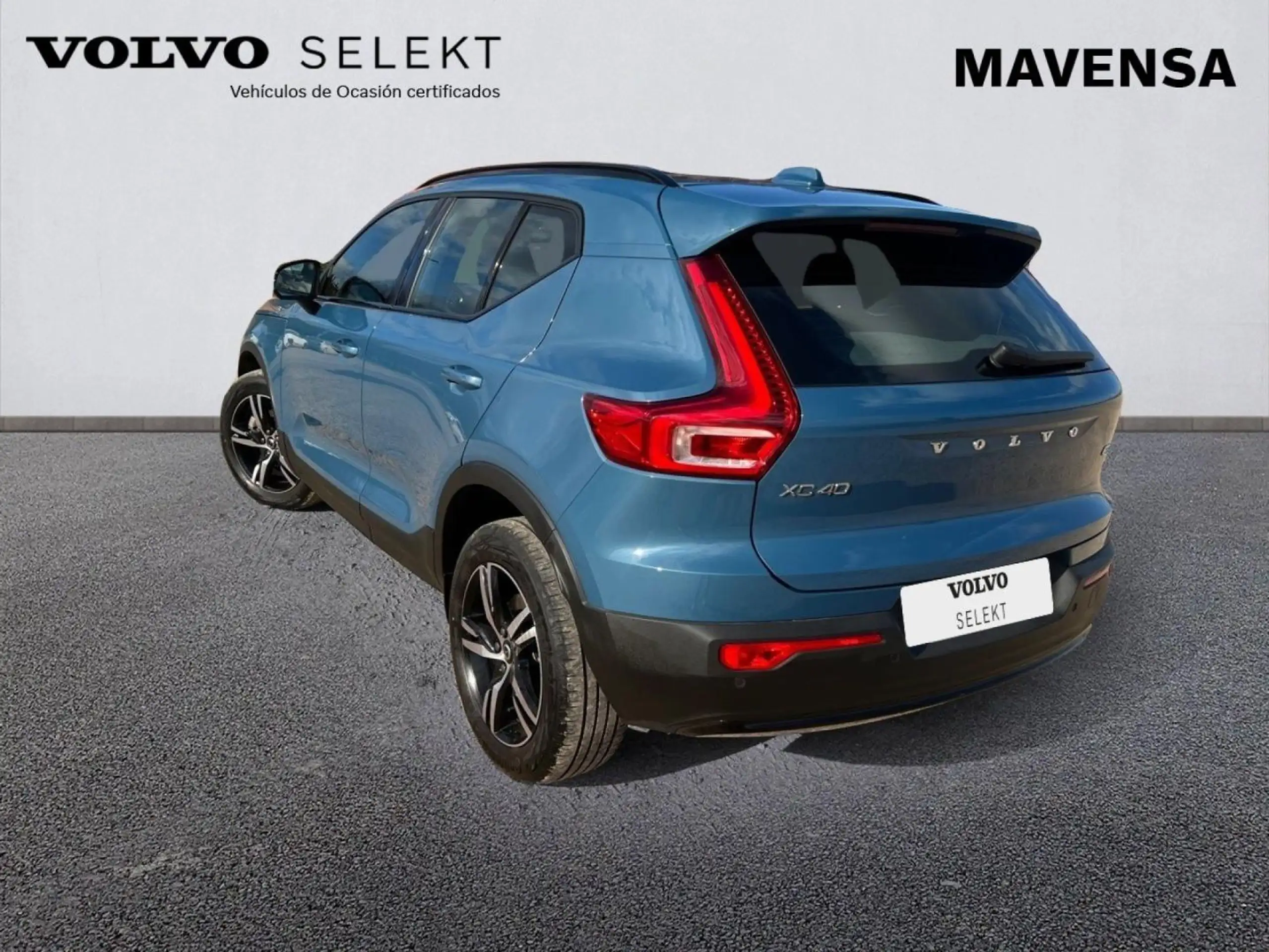 Volvo - XC40