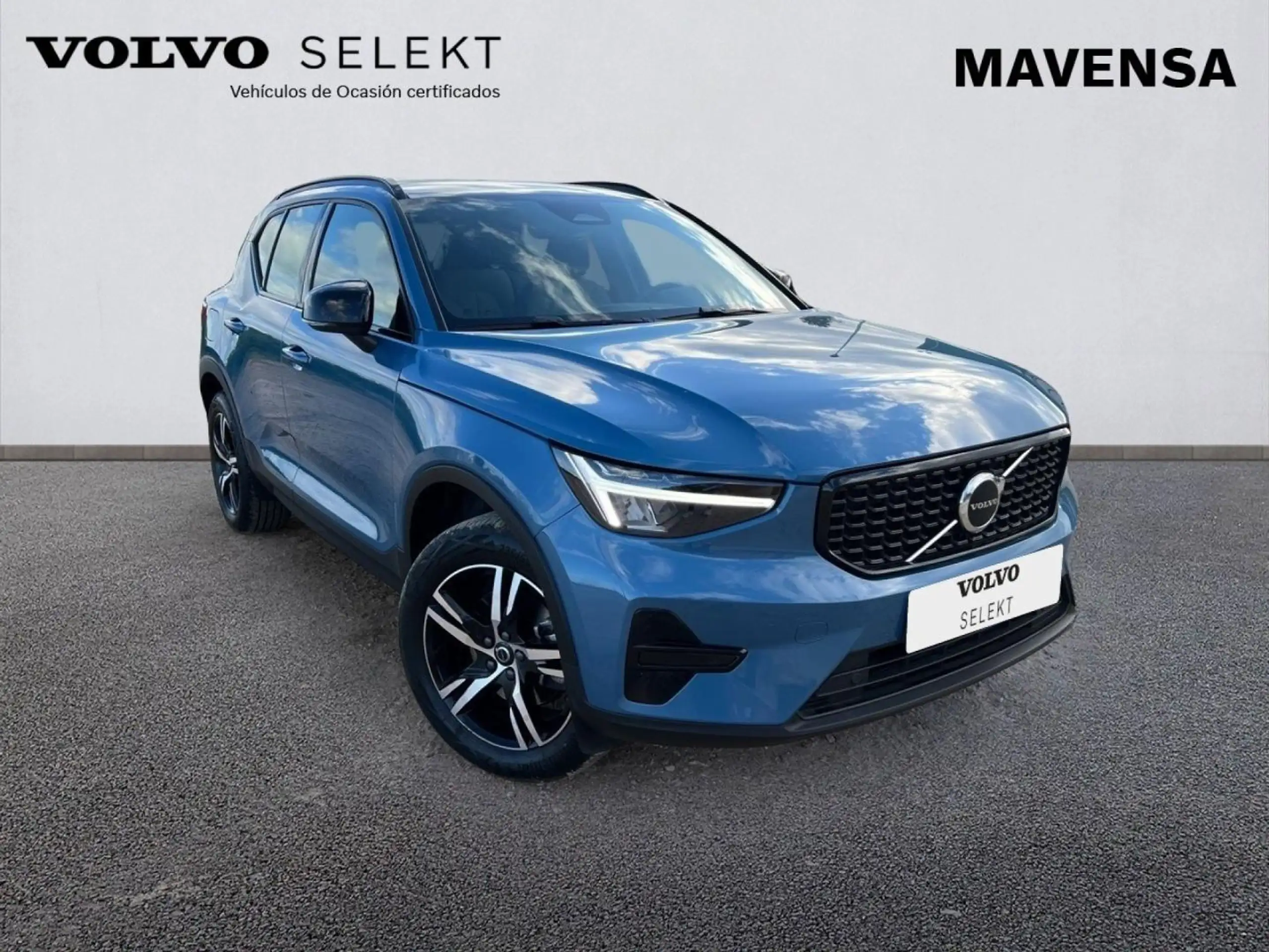 Volvo - XC40