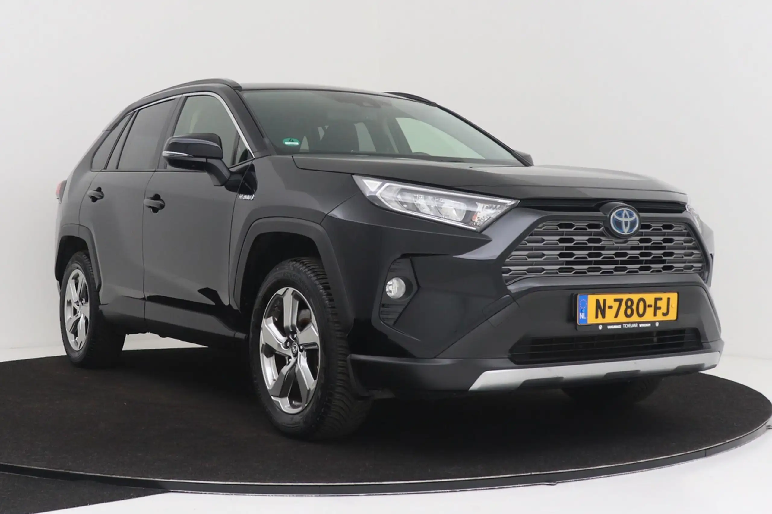 Toyota - RAV 4