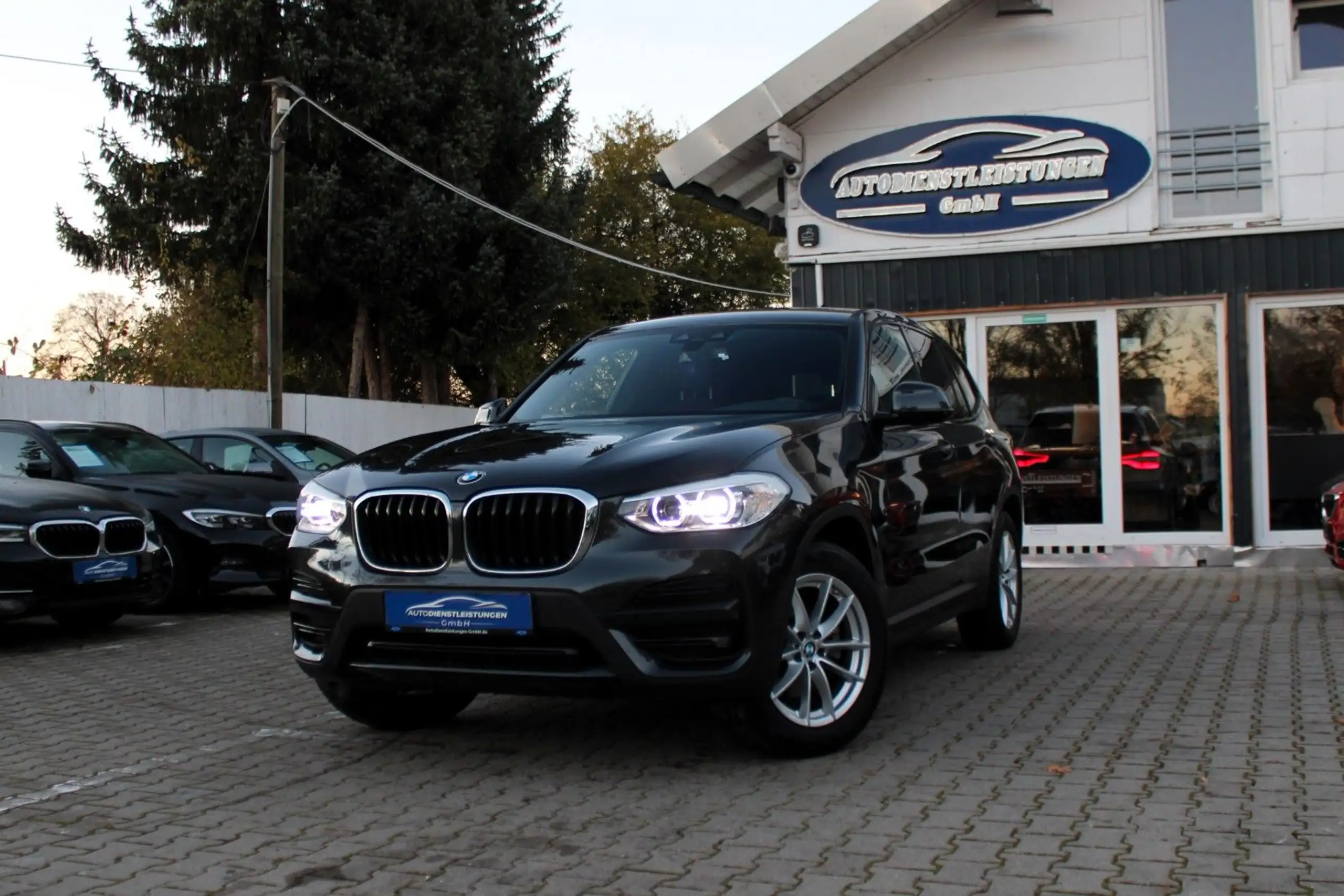 BMW - X3