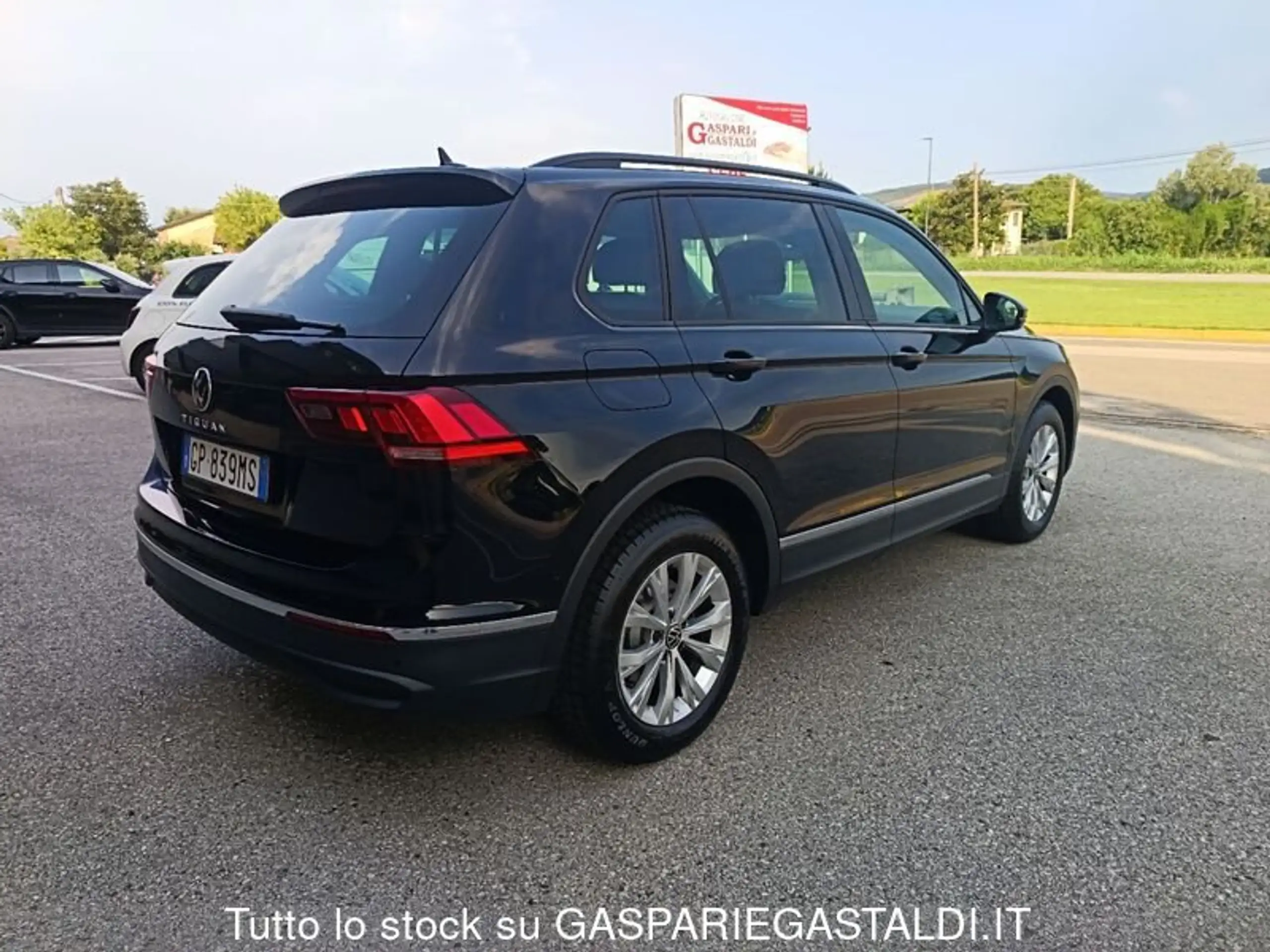 Volkswagen - Tiguan