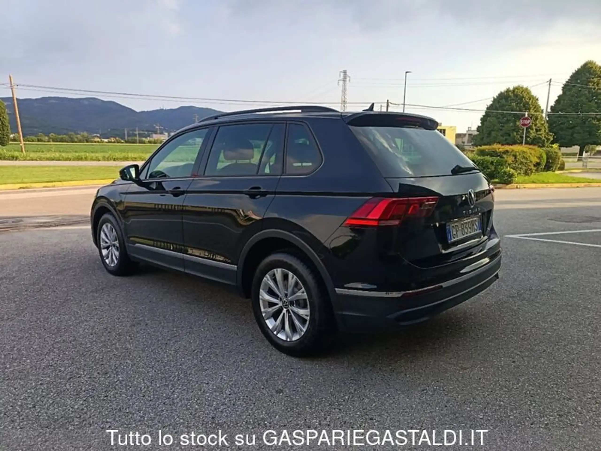 Volkswagen - Tiguan