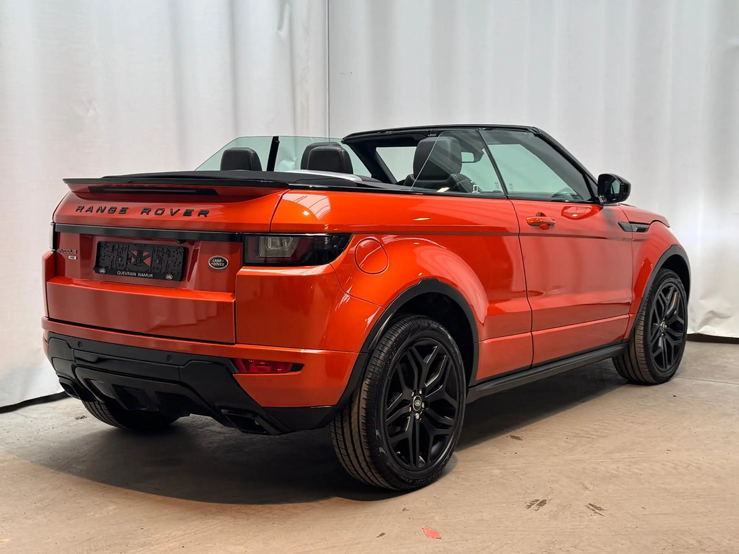 Land Rover - Range Rover Evoque