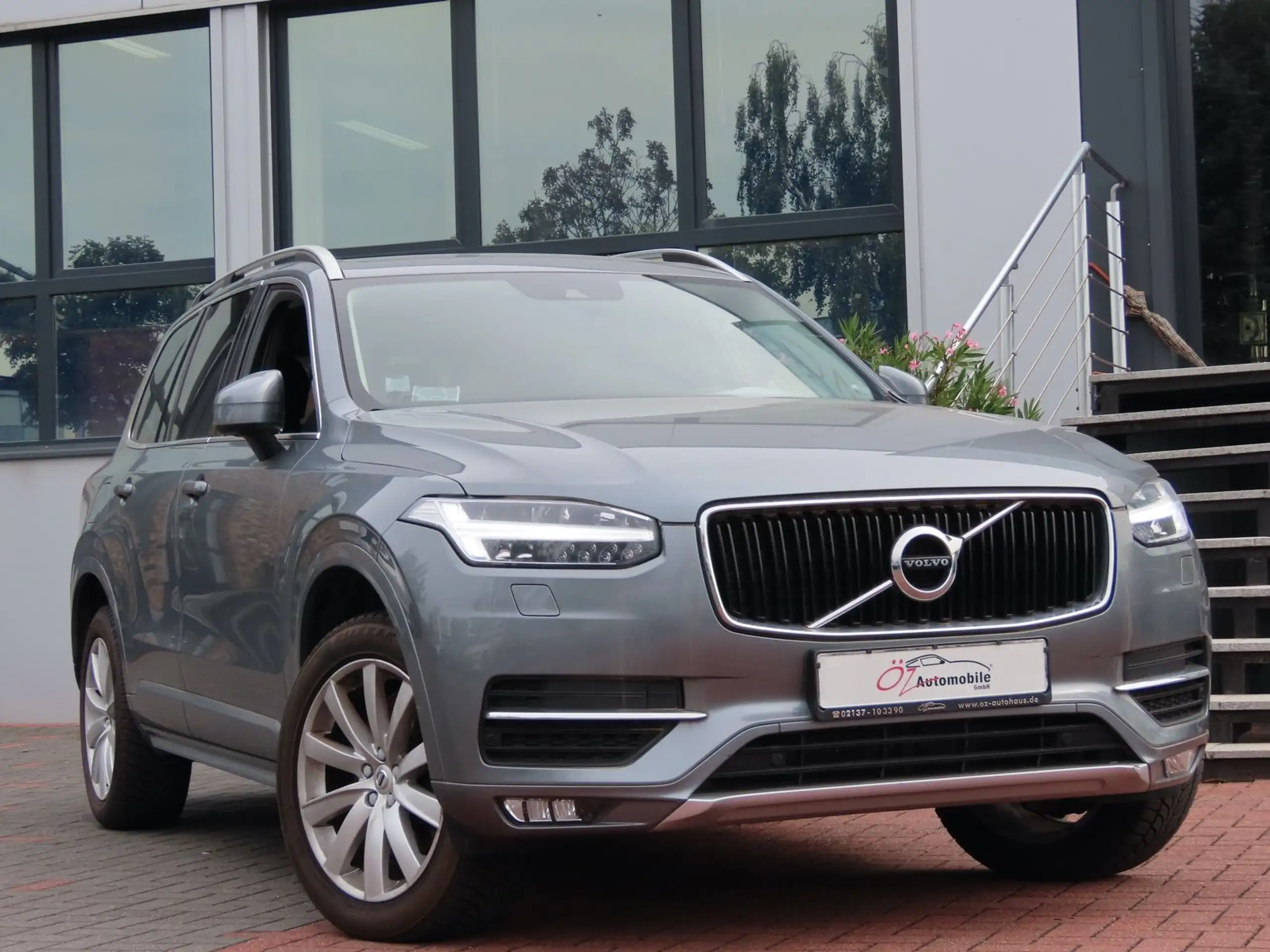 Volvo - XC90