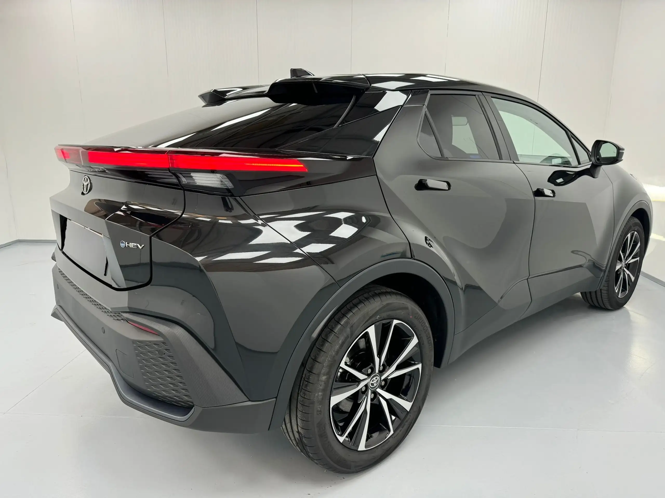 Toyota - C-HR