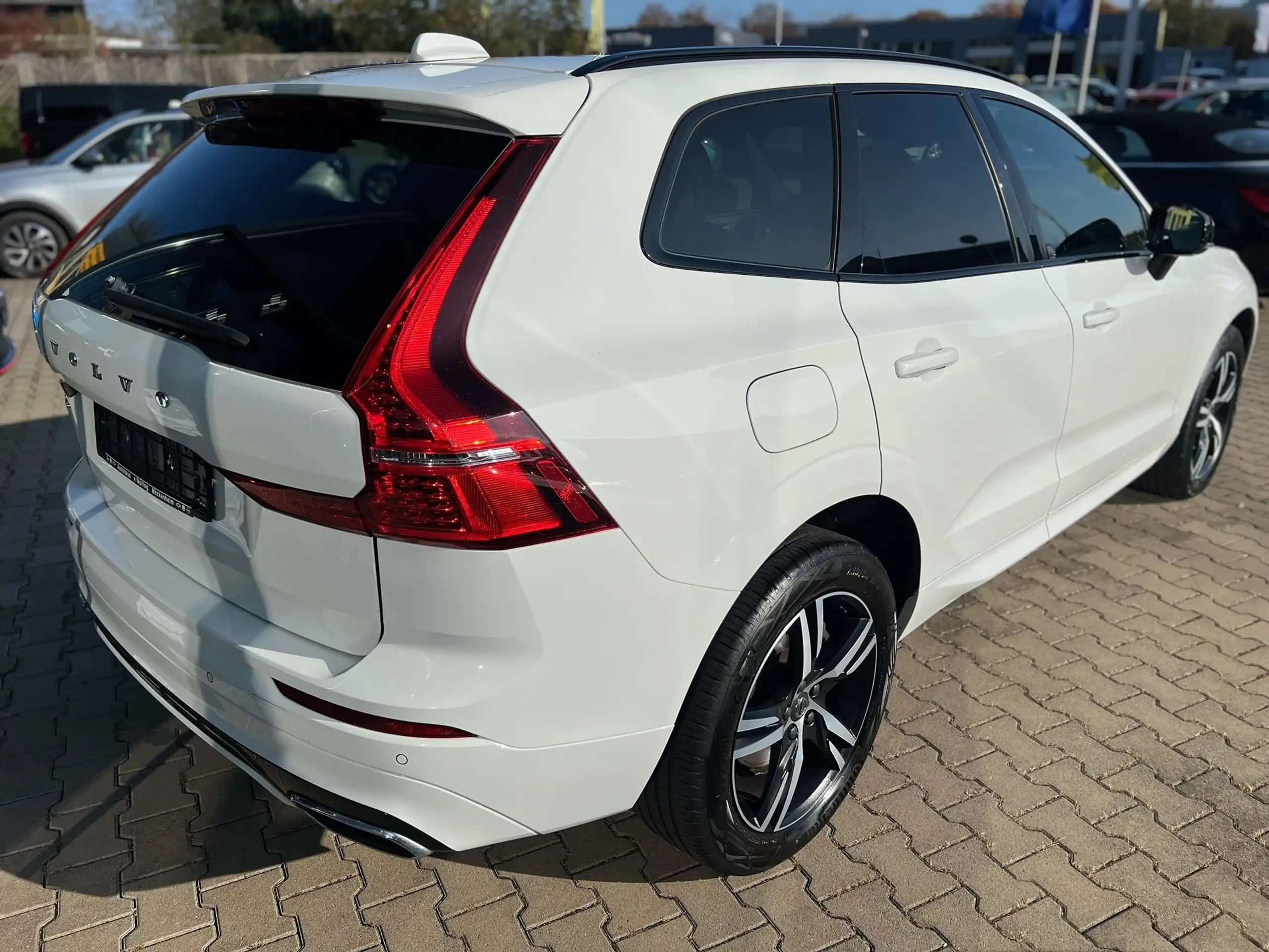 Volvo - XC60