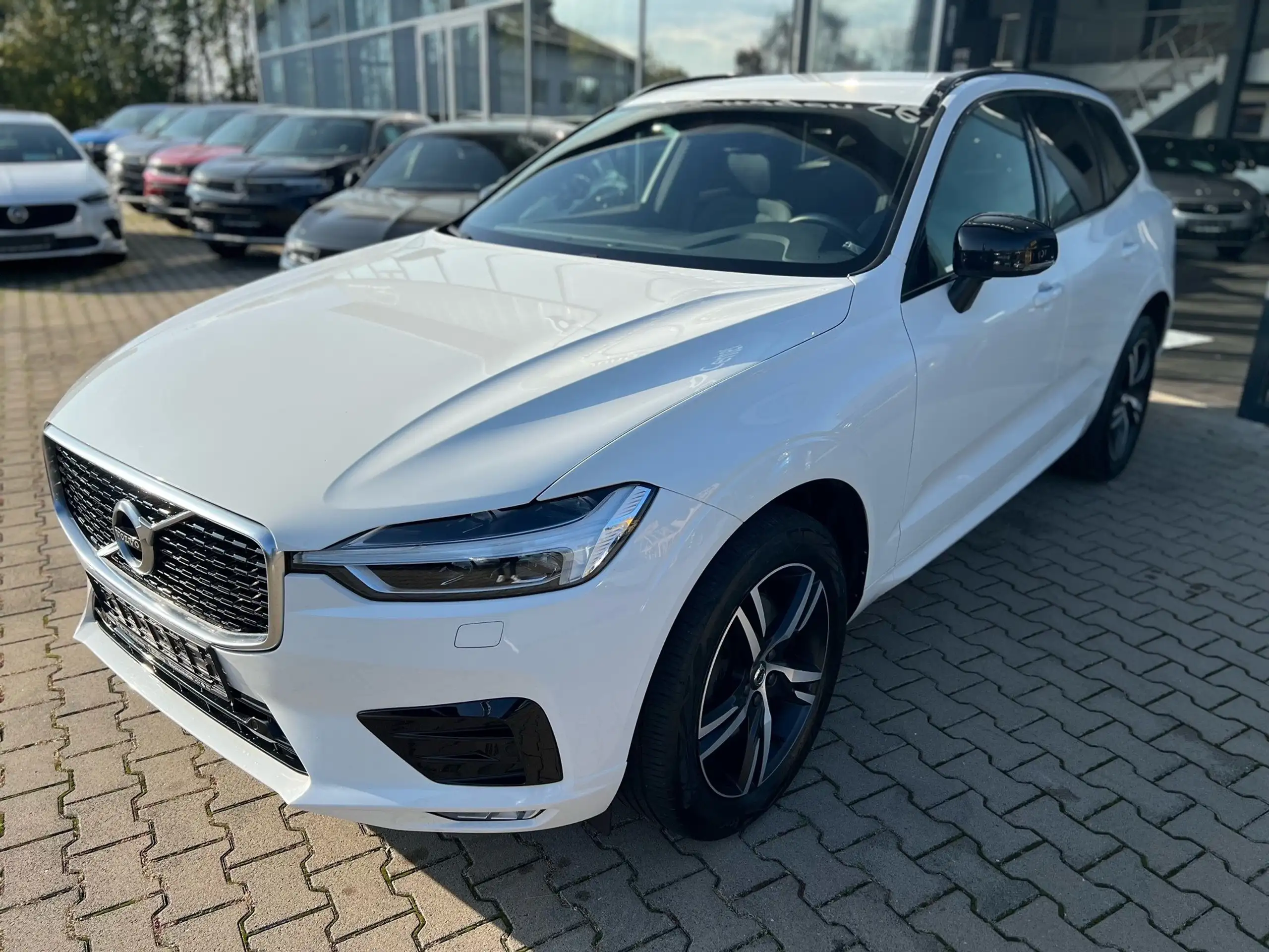 Volvo - XC60