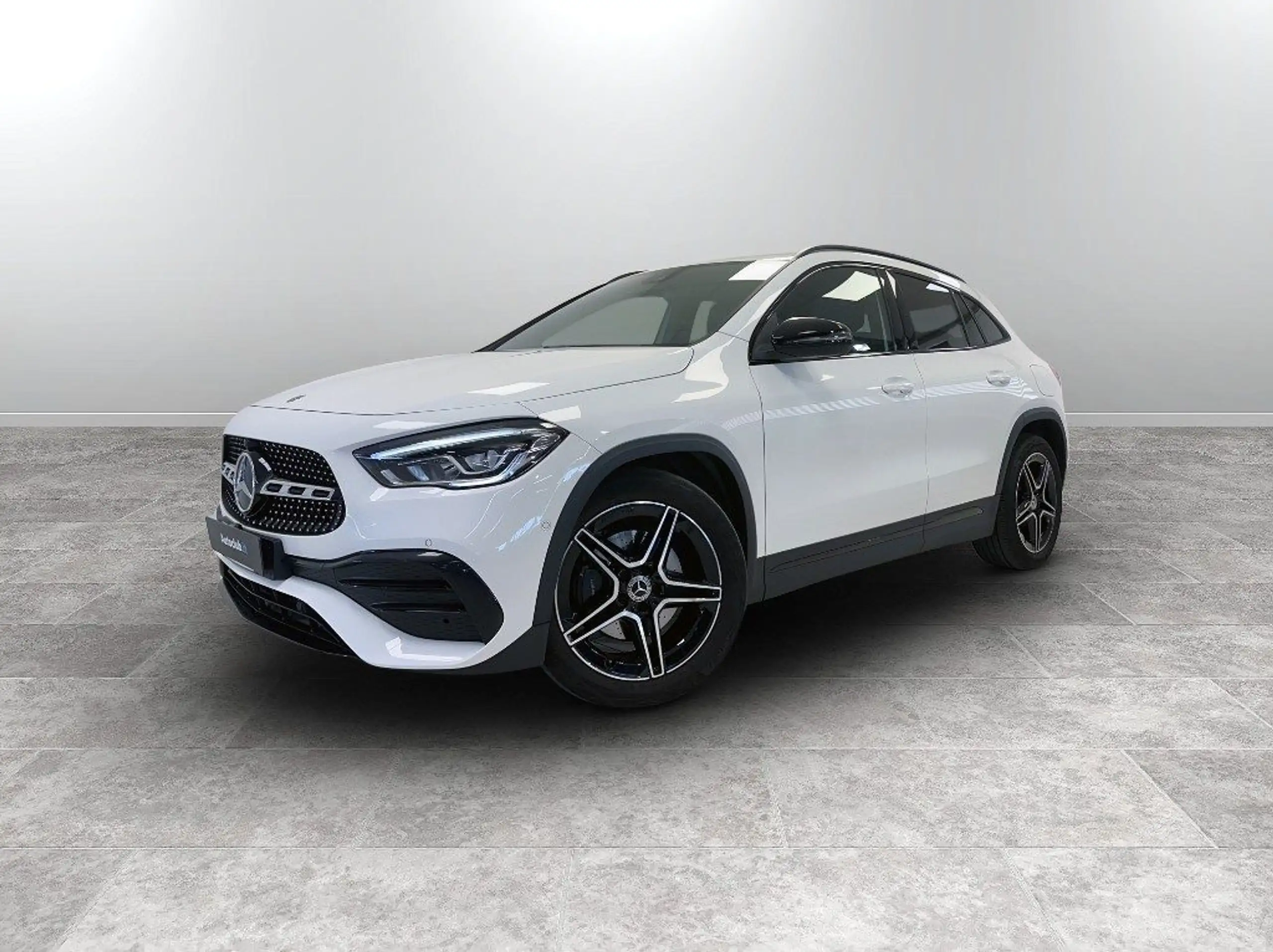 Mercedes-Benz GLA 180 2022