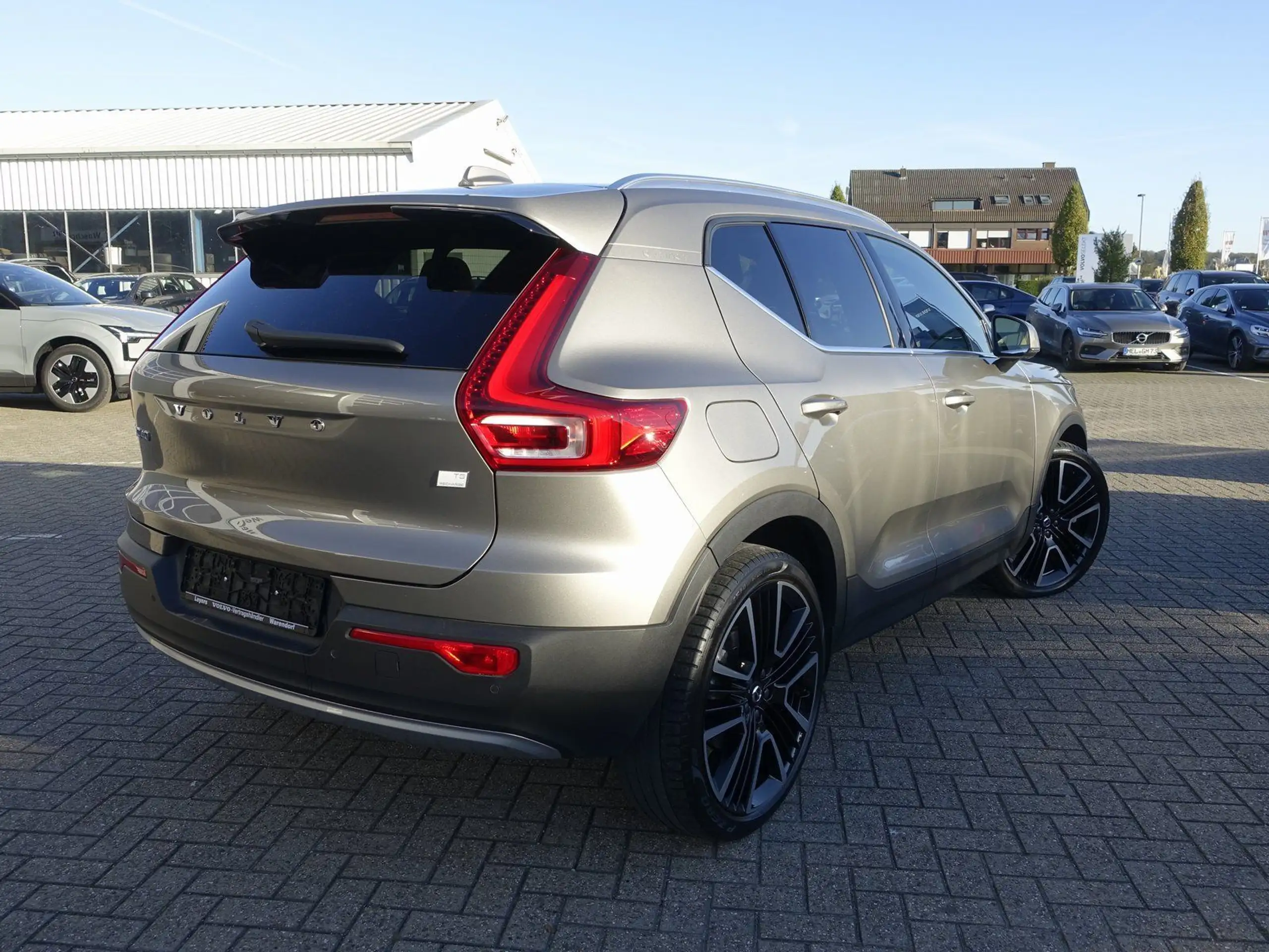 Volvo - XC40