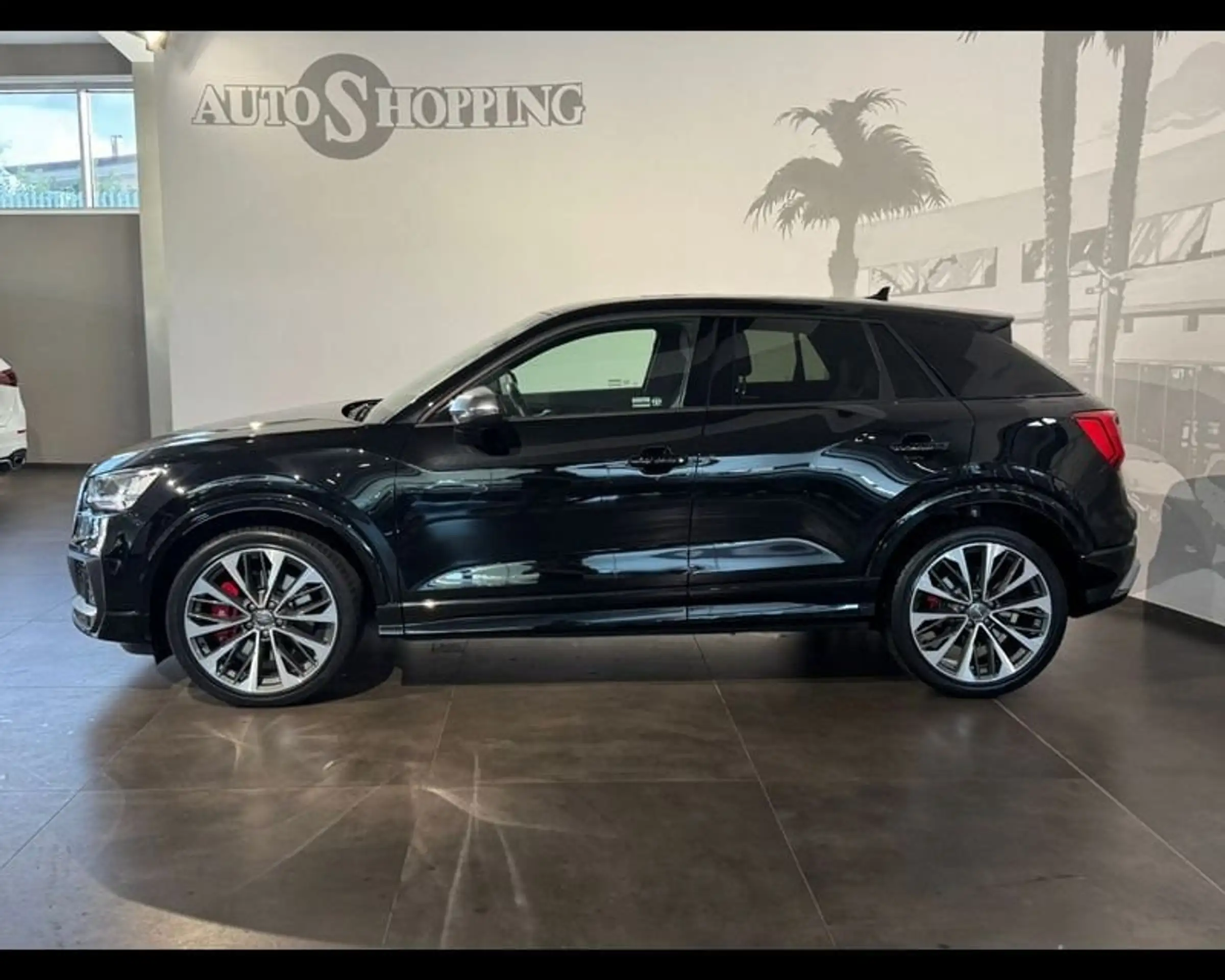 Audi - SQ2