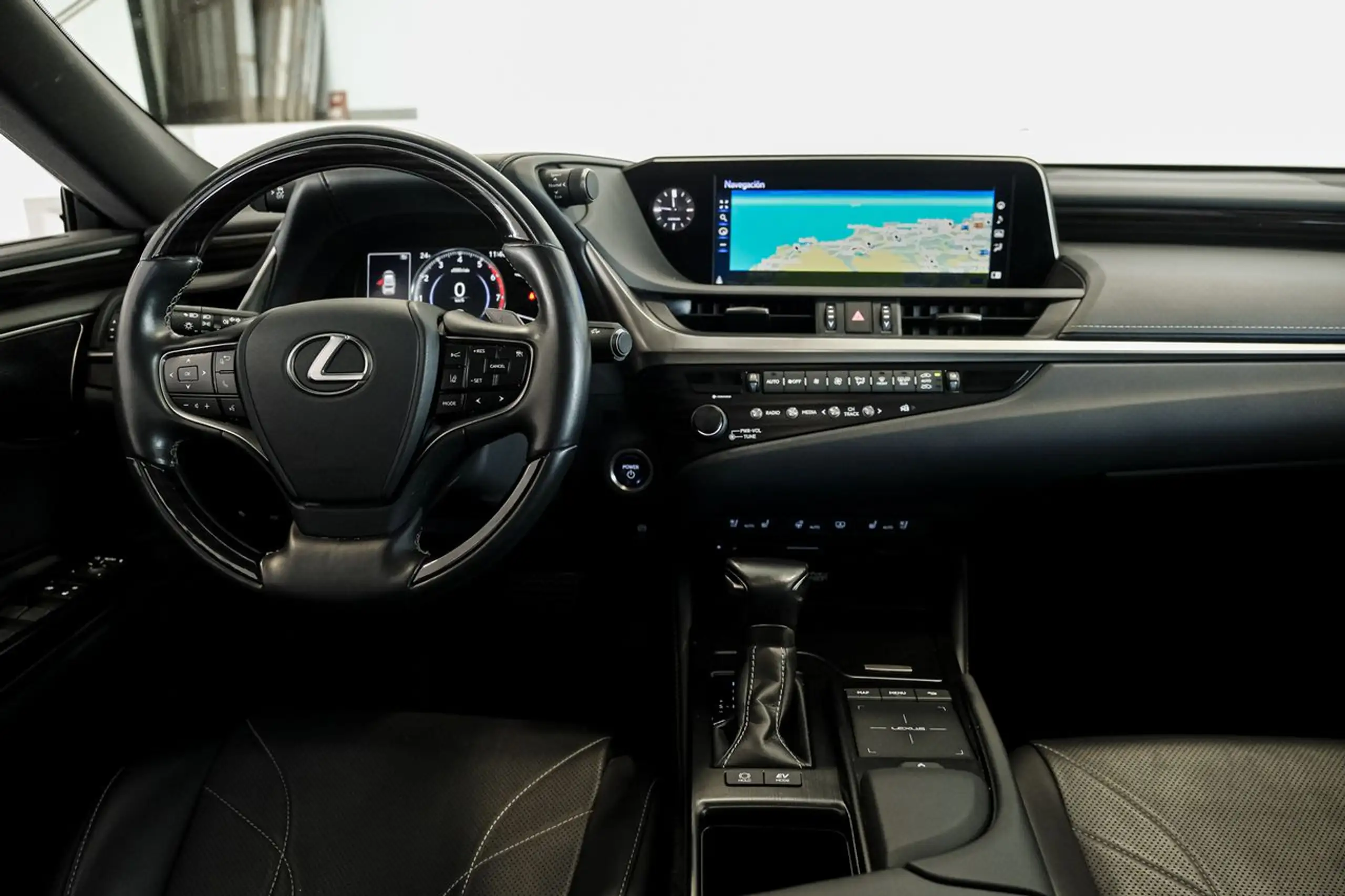 Lexus - ES 300