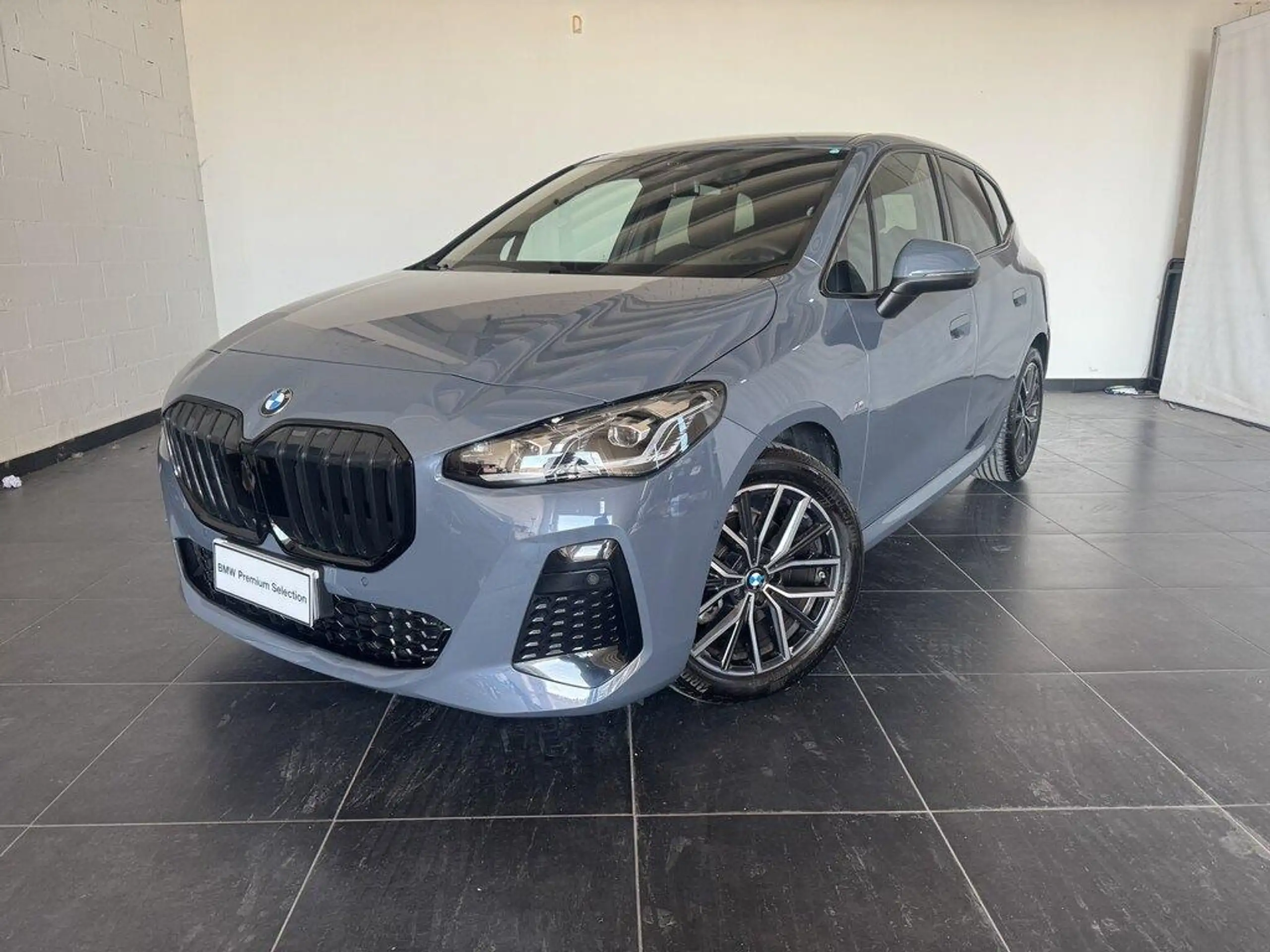 BMW 218 2024