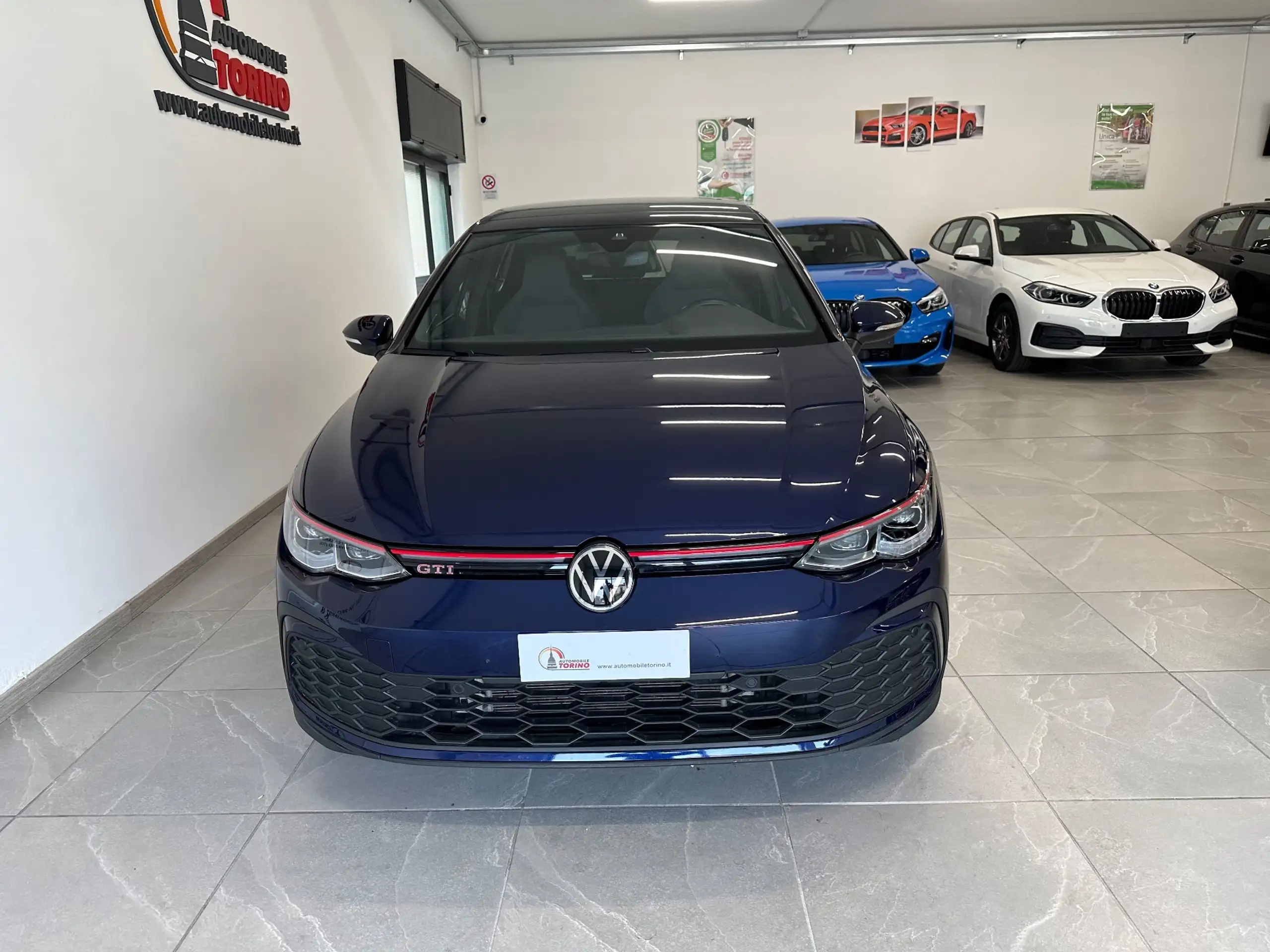 Volkswagen - Golf GTI