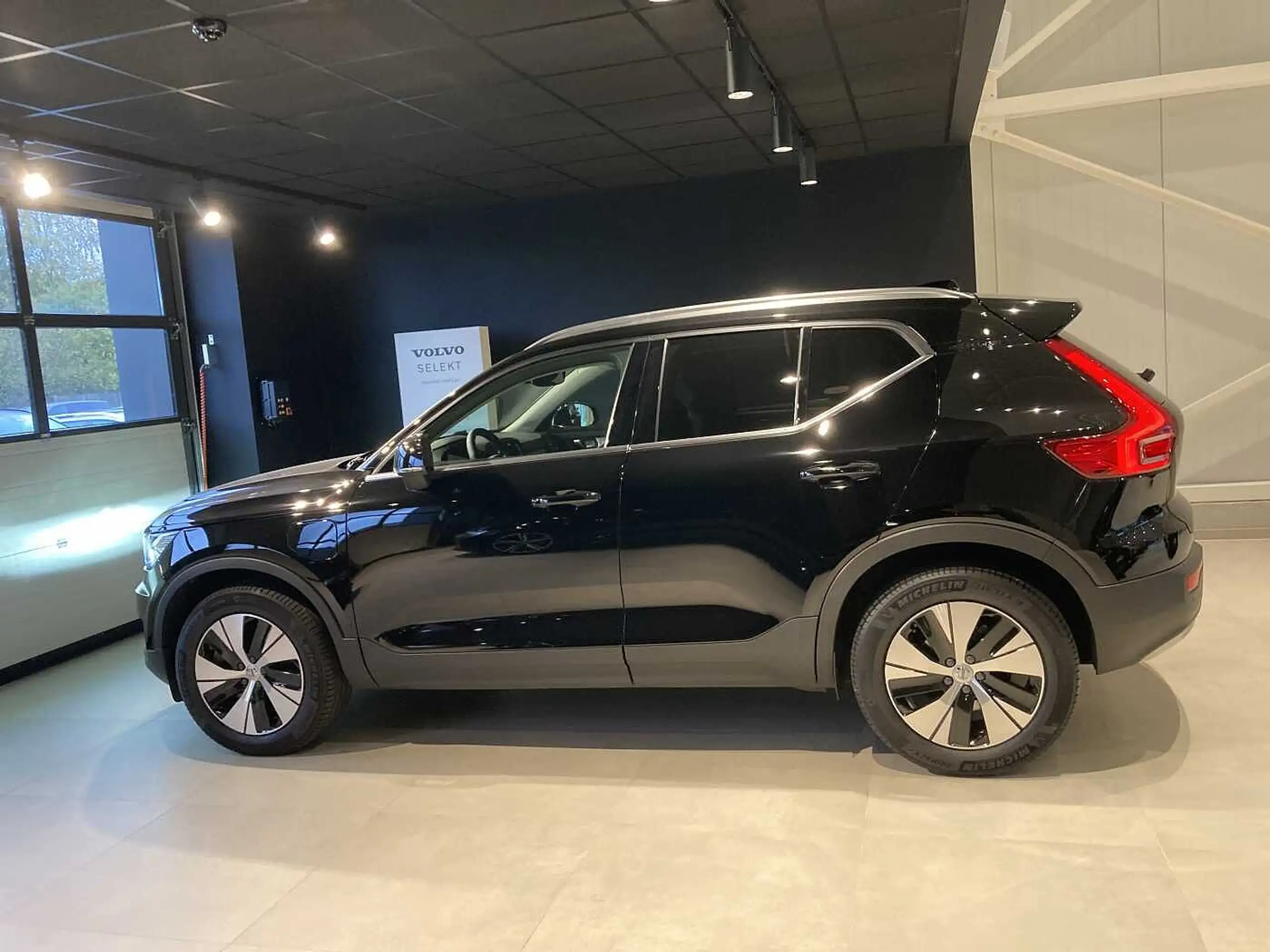 Volvo - XC40