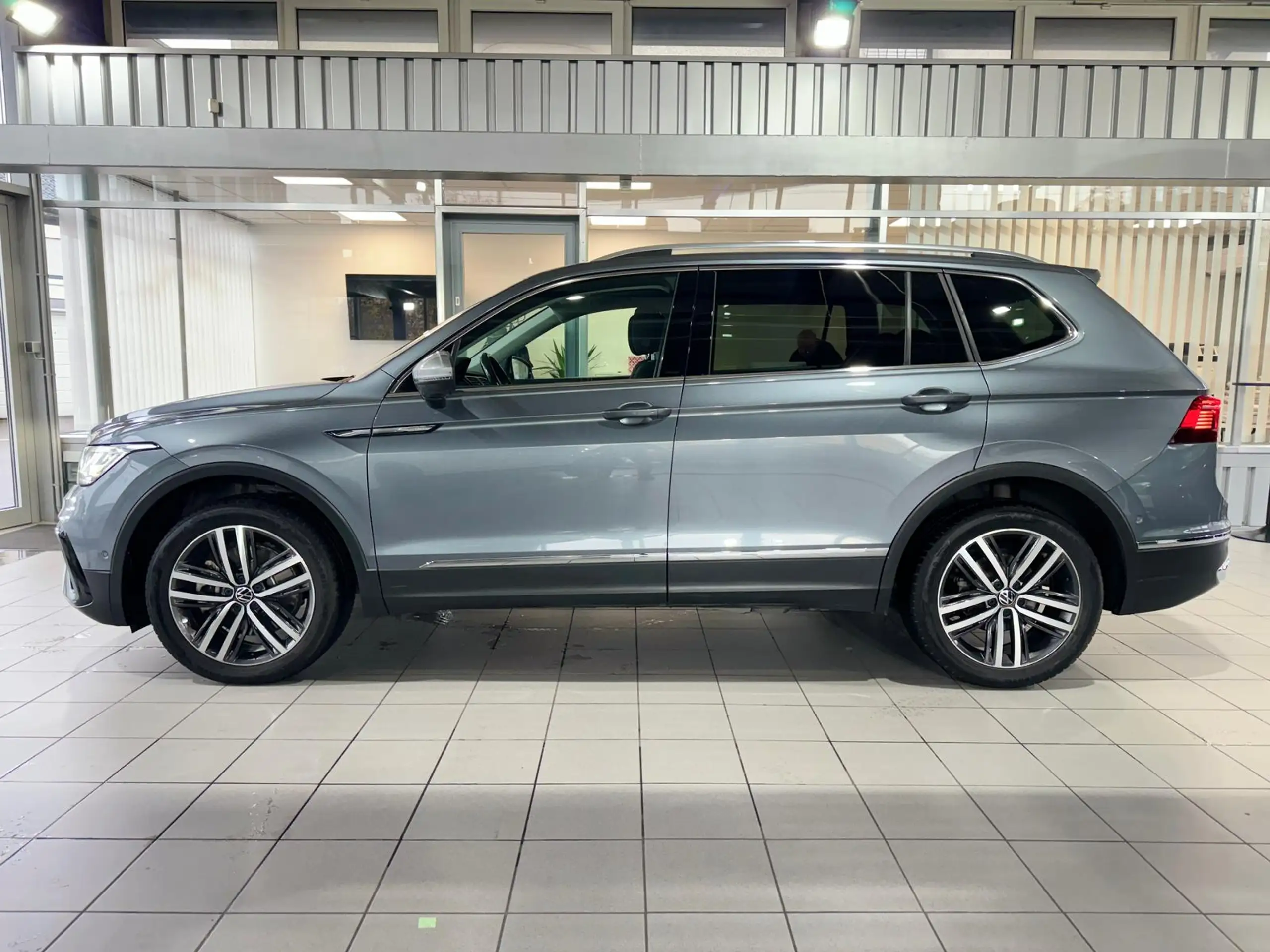 Volkswagen - Tiguan Allspace