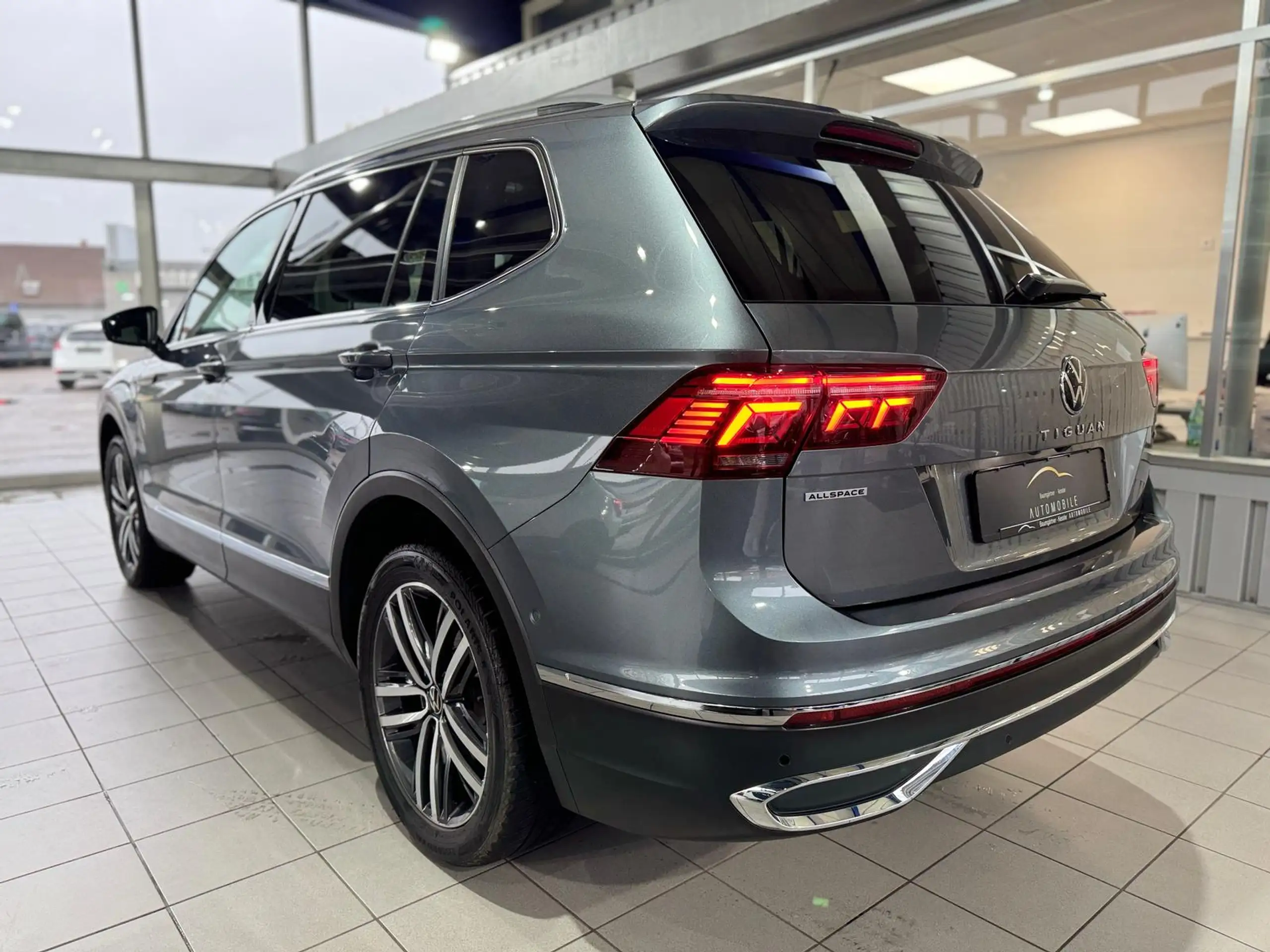 Volkswagen - Tiguan Allspace