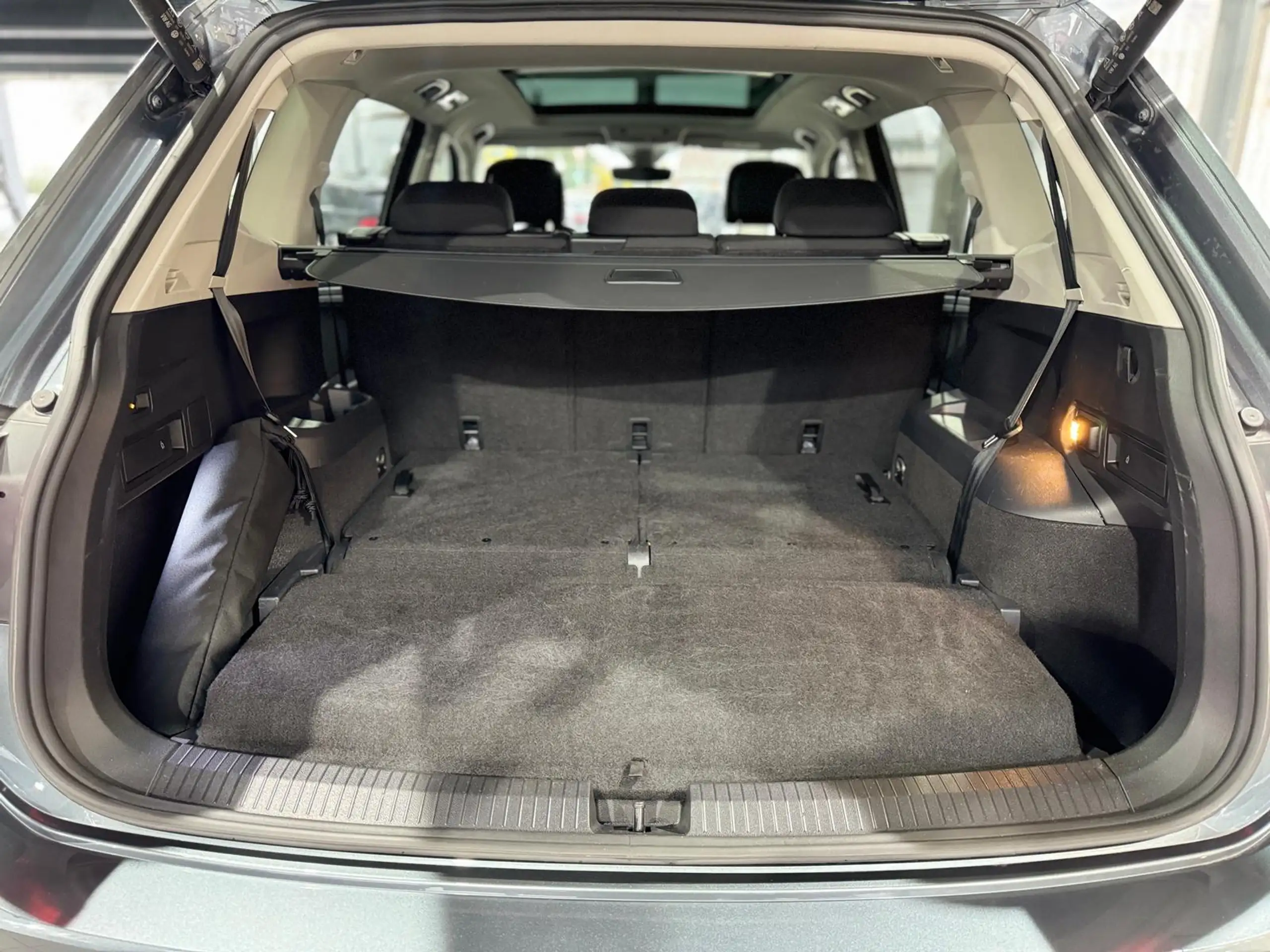 Volkswagen - Tiguan Allspace