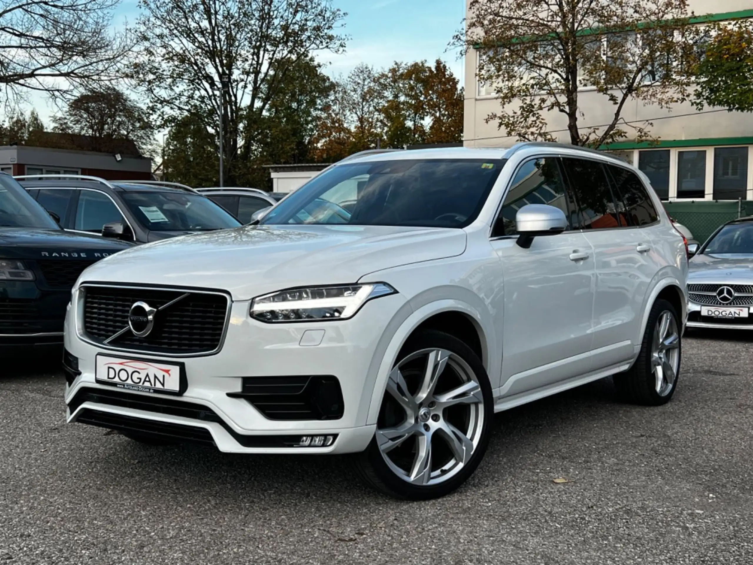 Volvo - XC90