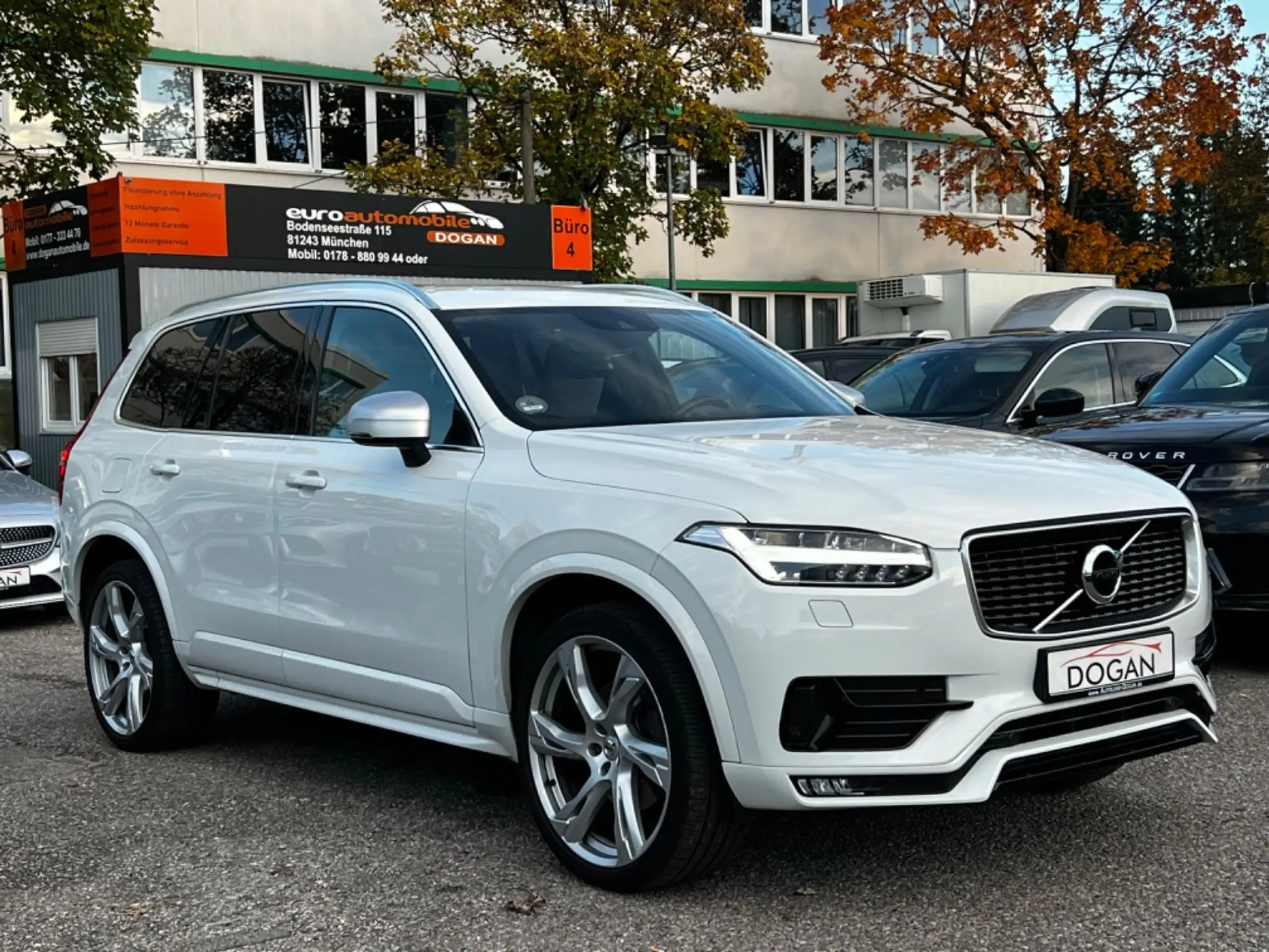 Volvo - XC90