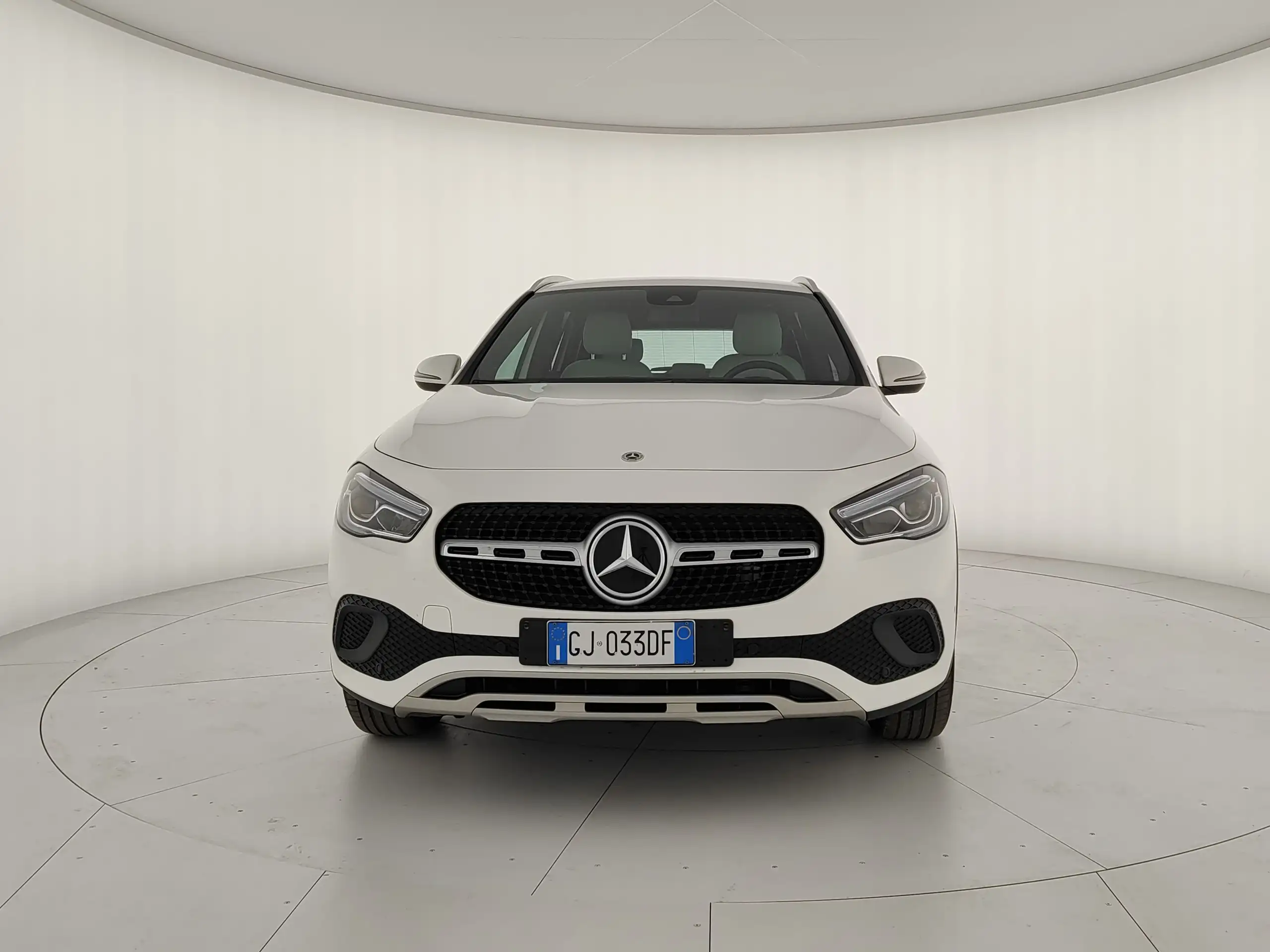 Mercedes-Benz - GLA 180