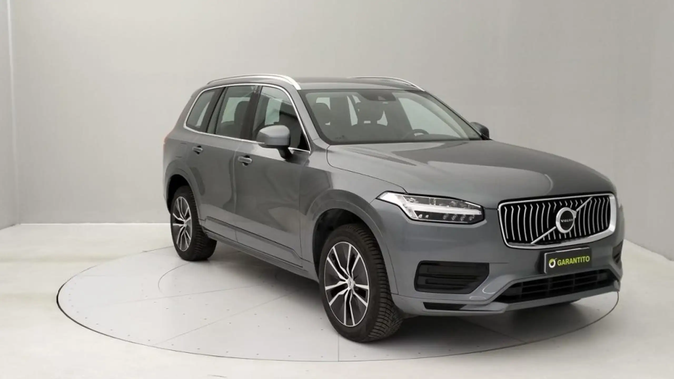 Volvo - XC90