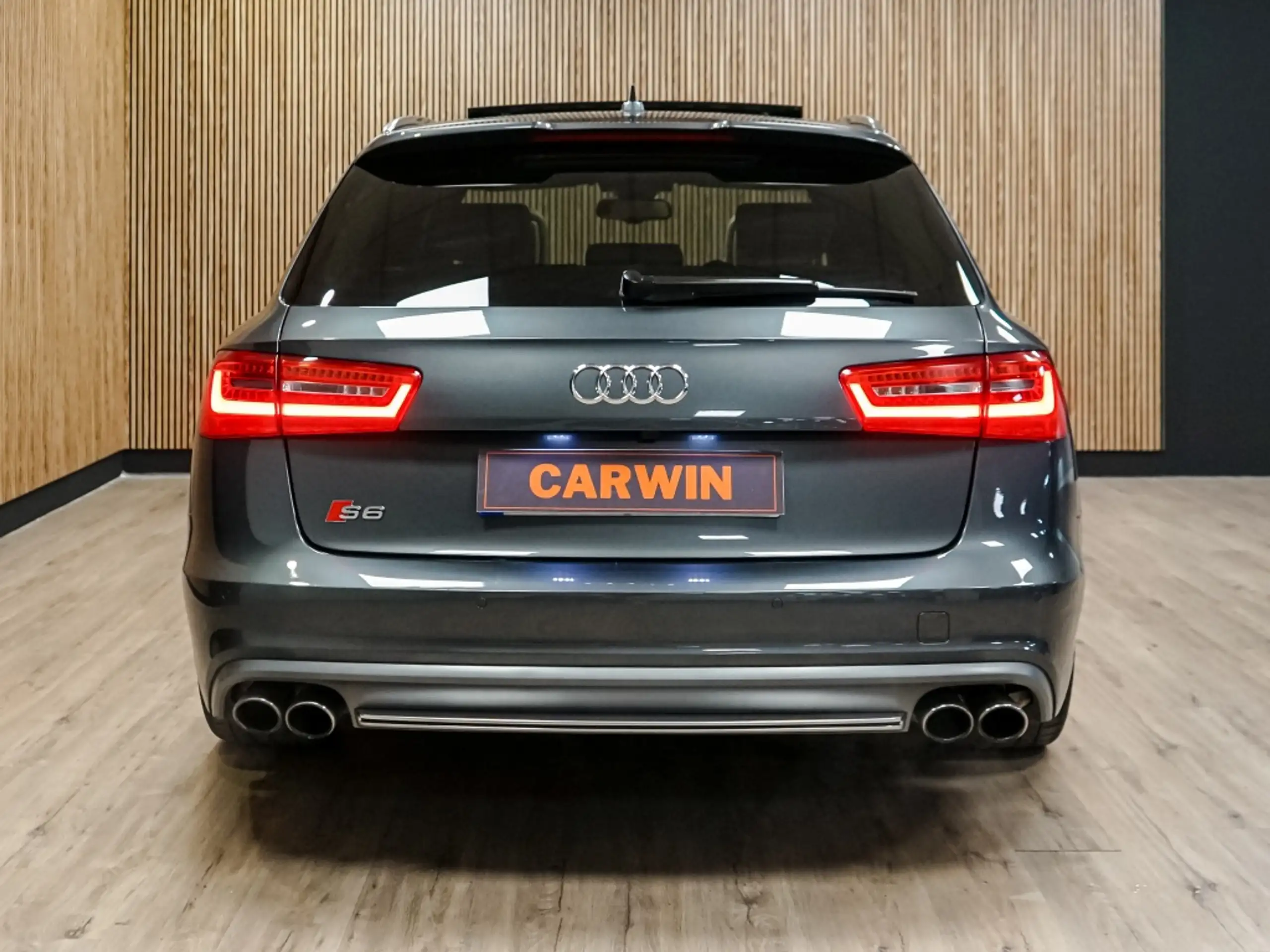 Audi - S6