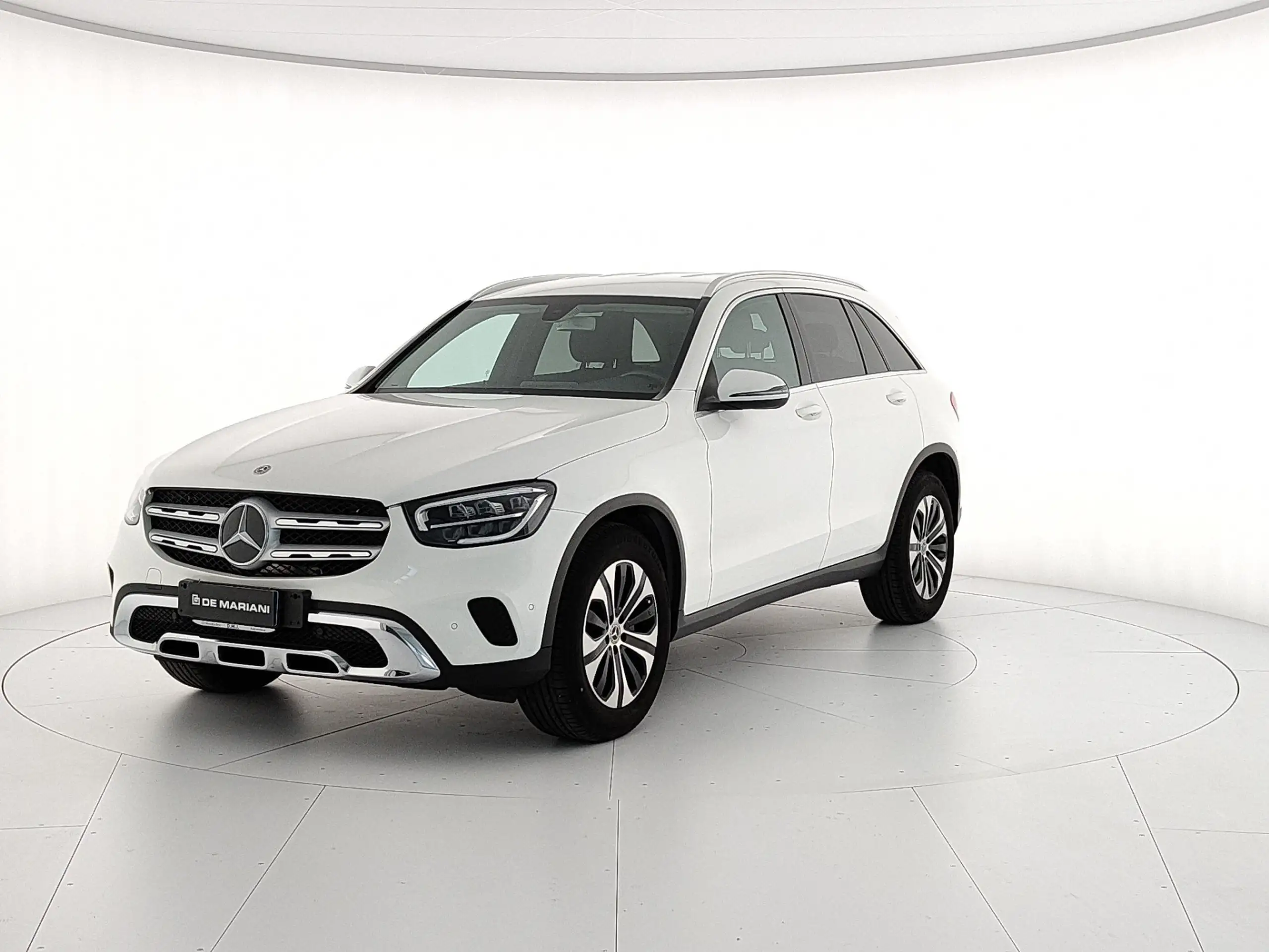 Mercedes-Benz - GLC 200