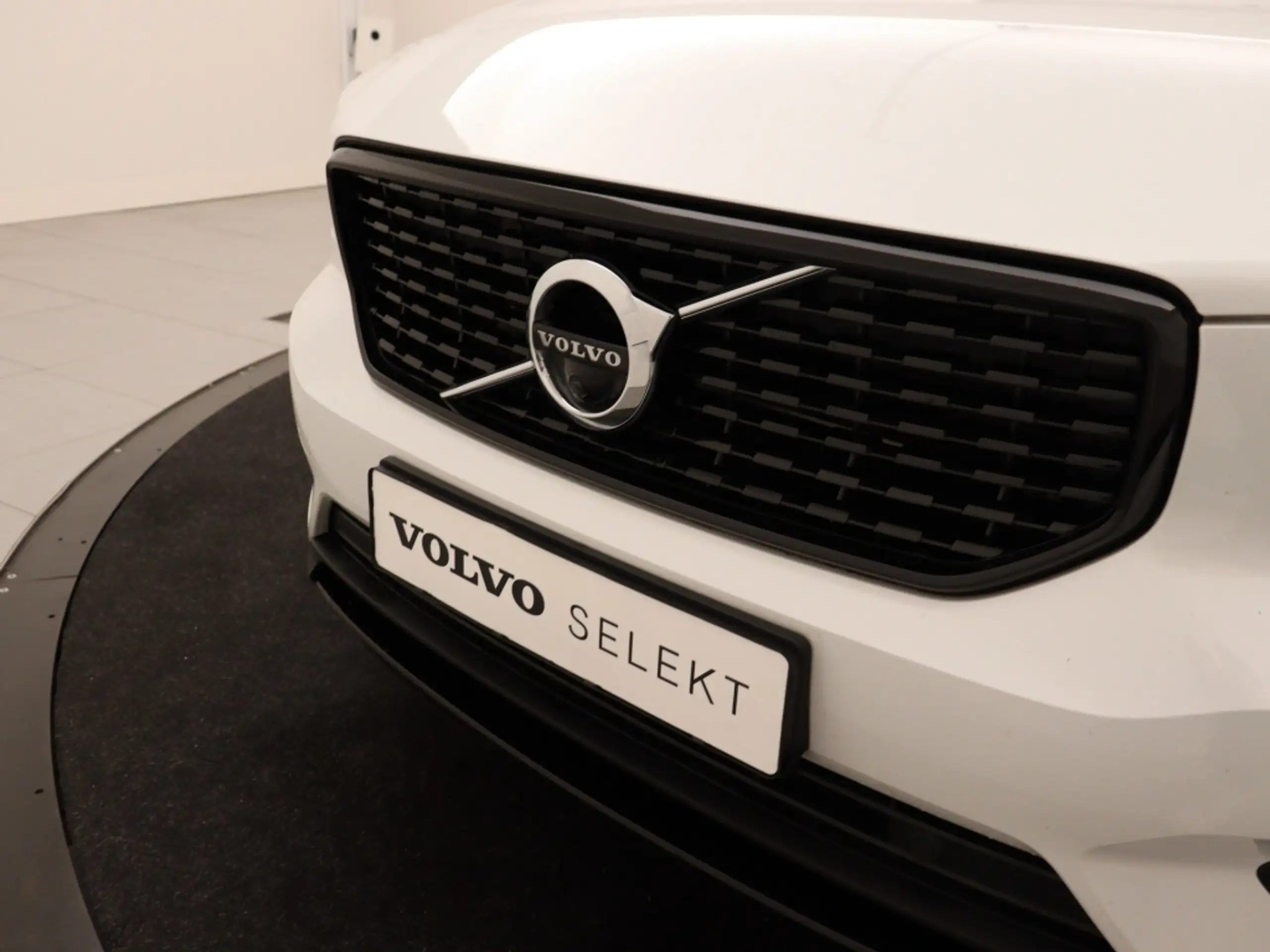 Volvo - XC40