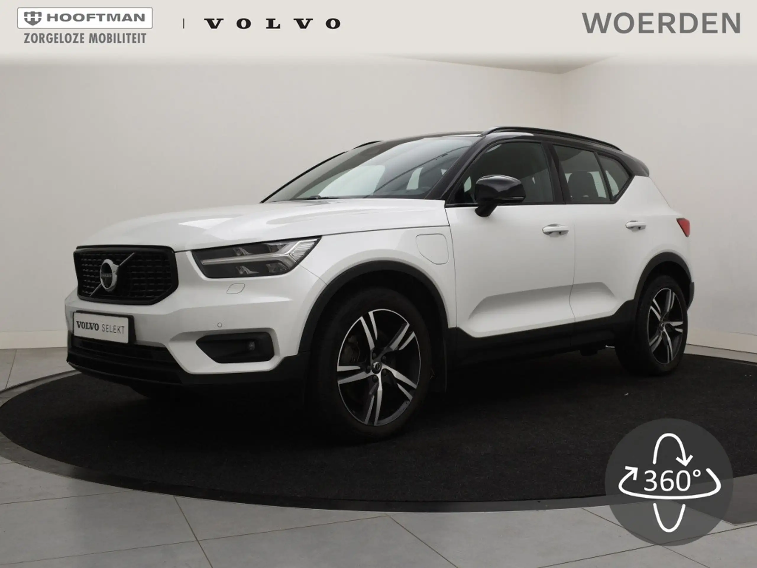 Volvo - XC40