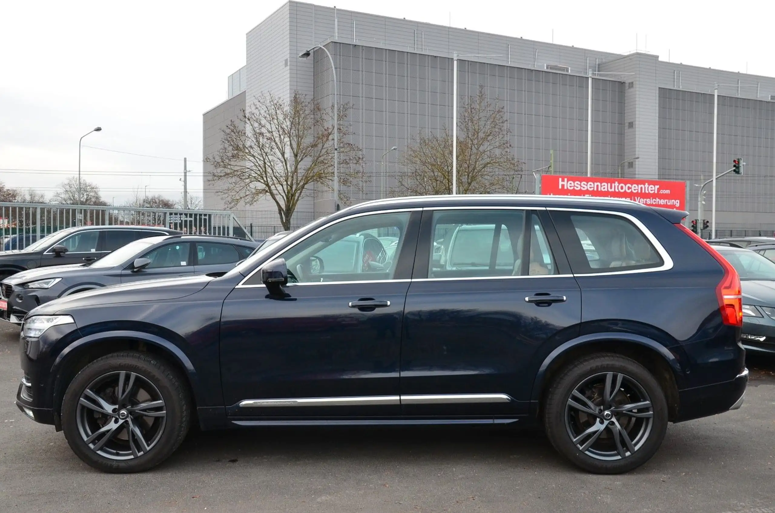 Volvo - XC90