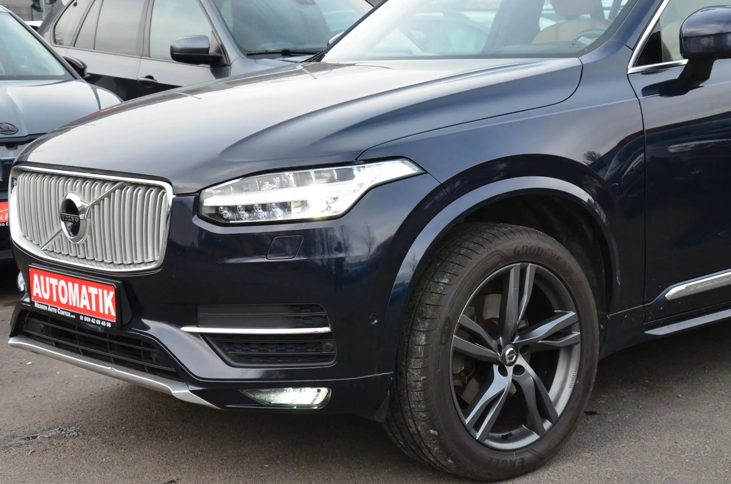 Volvo - XC90