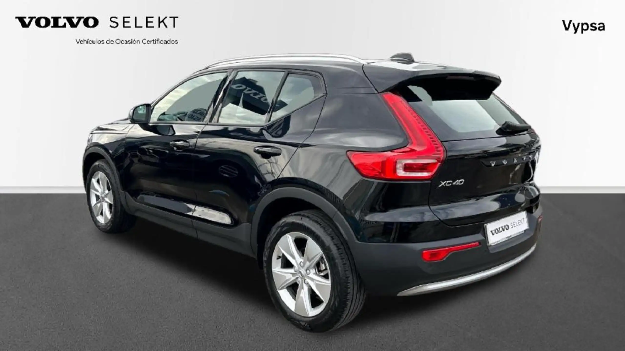 Volvo - XC40