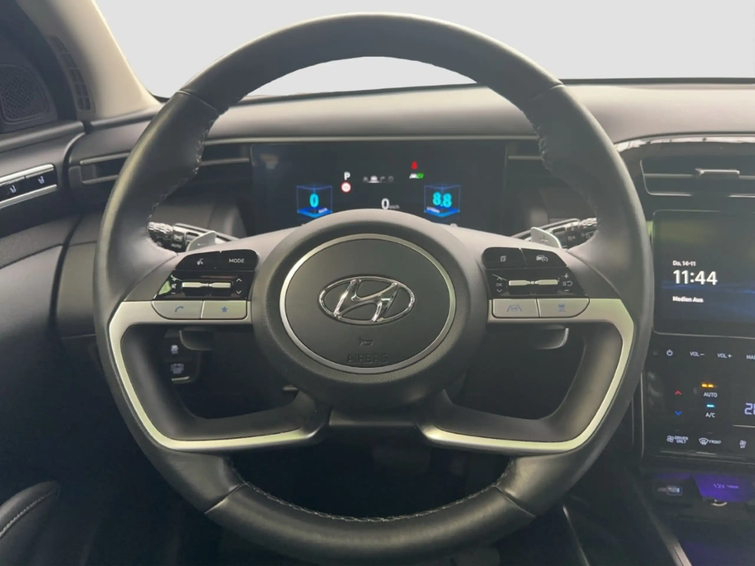 Hyundai - TUCSON