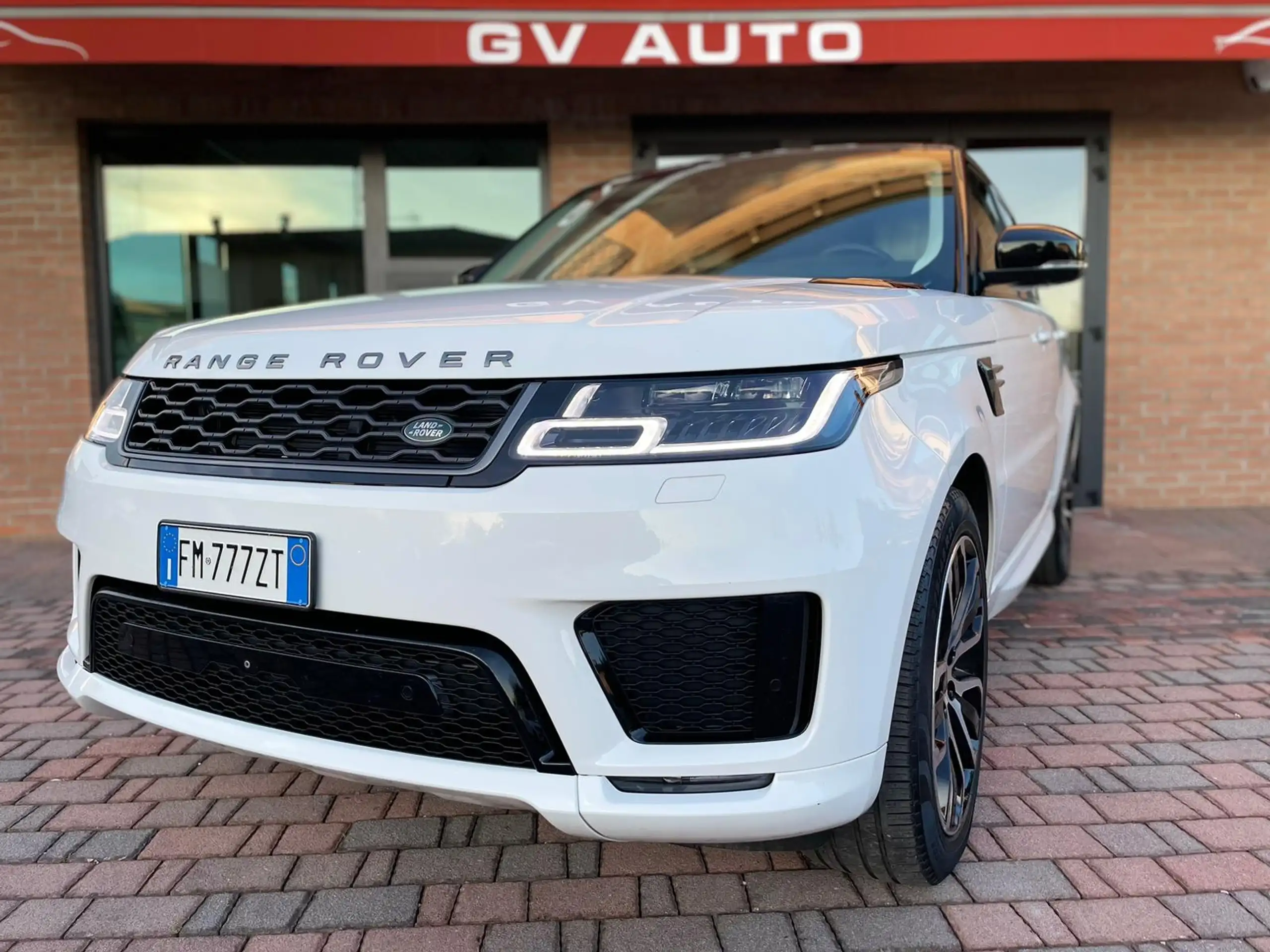 Land Rover - Range Rover Sport