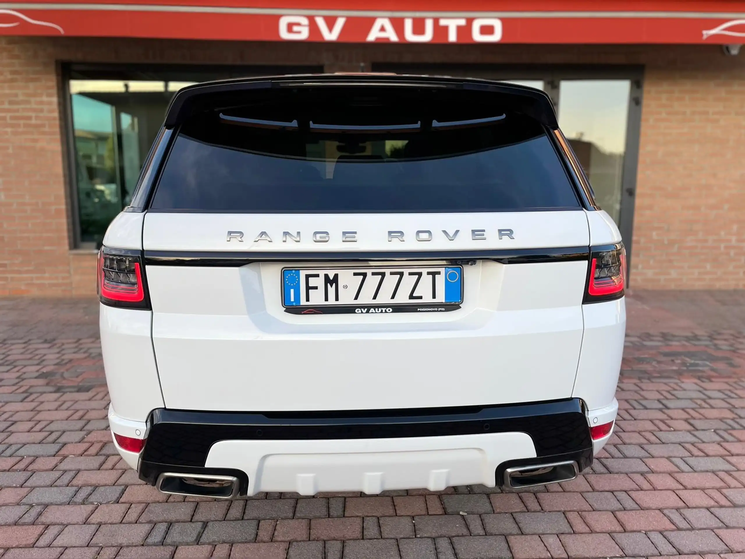 Land Rover - Range Rover Sport