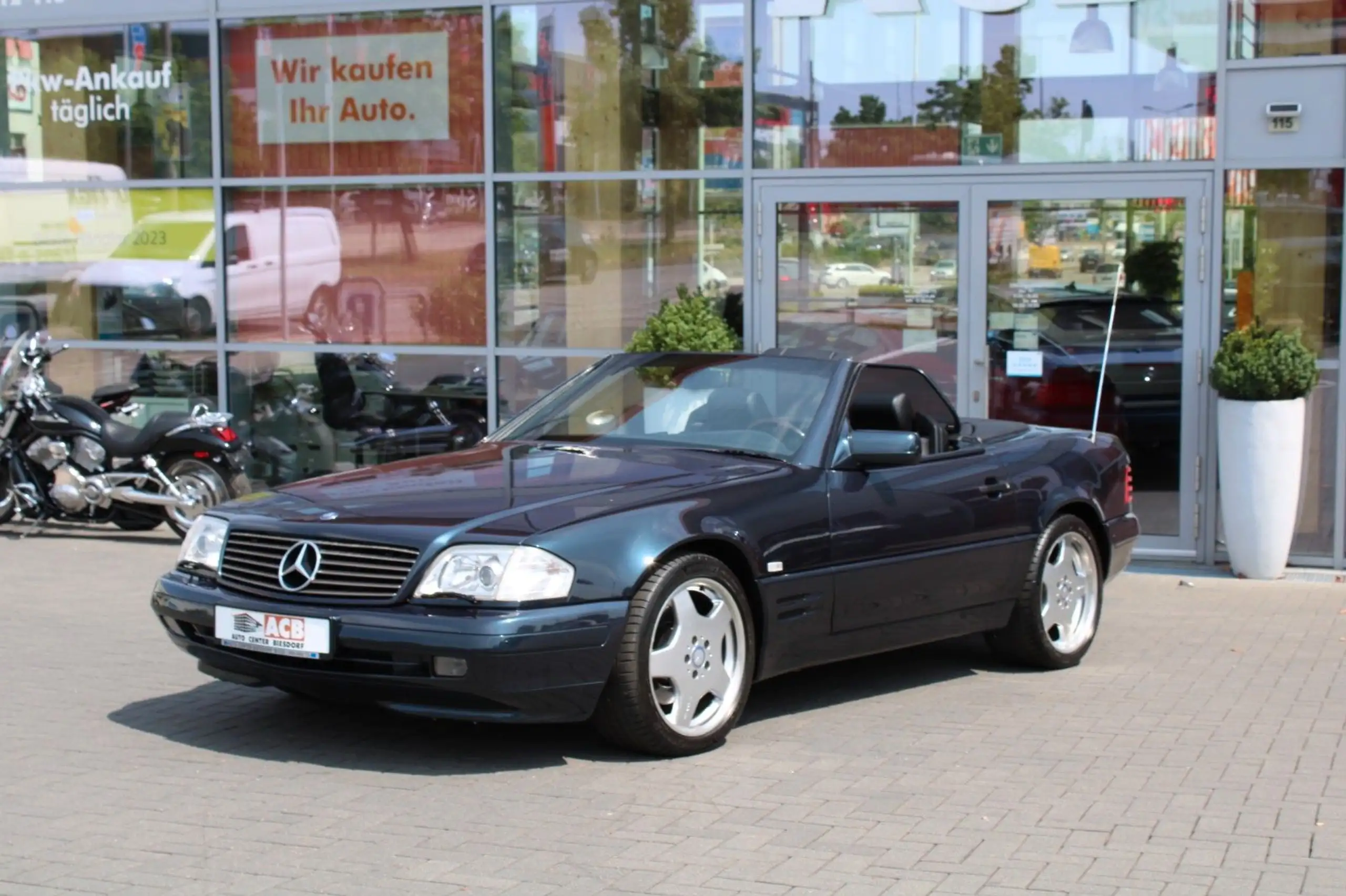 Mercedes-Benz - SL 500