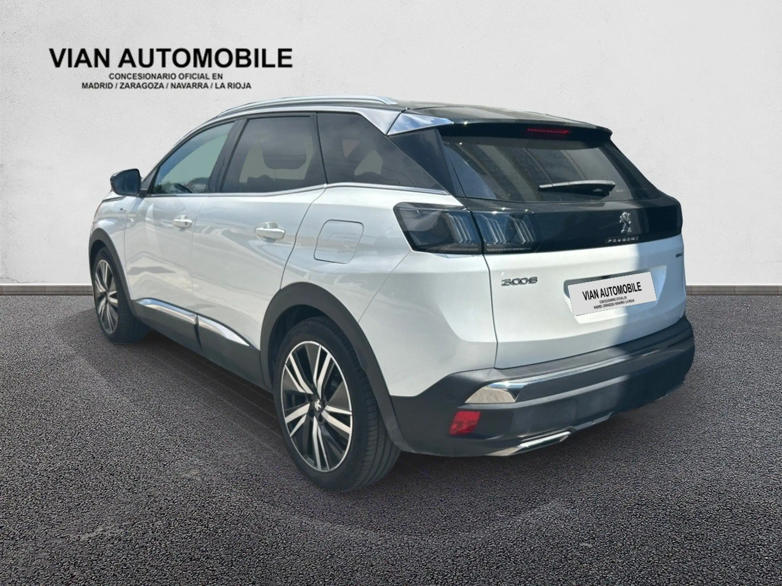 Peugeot - 3008